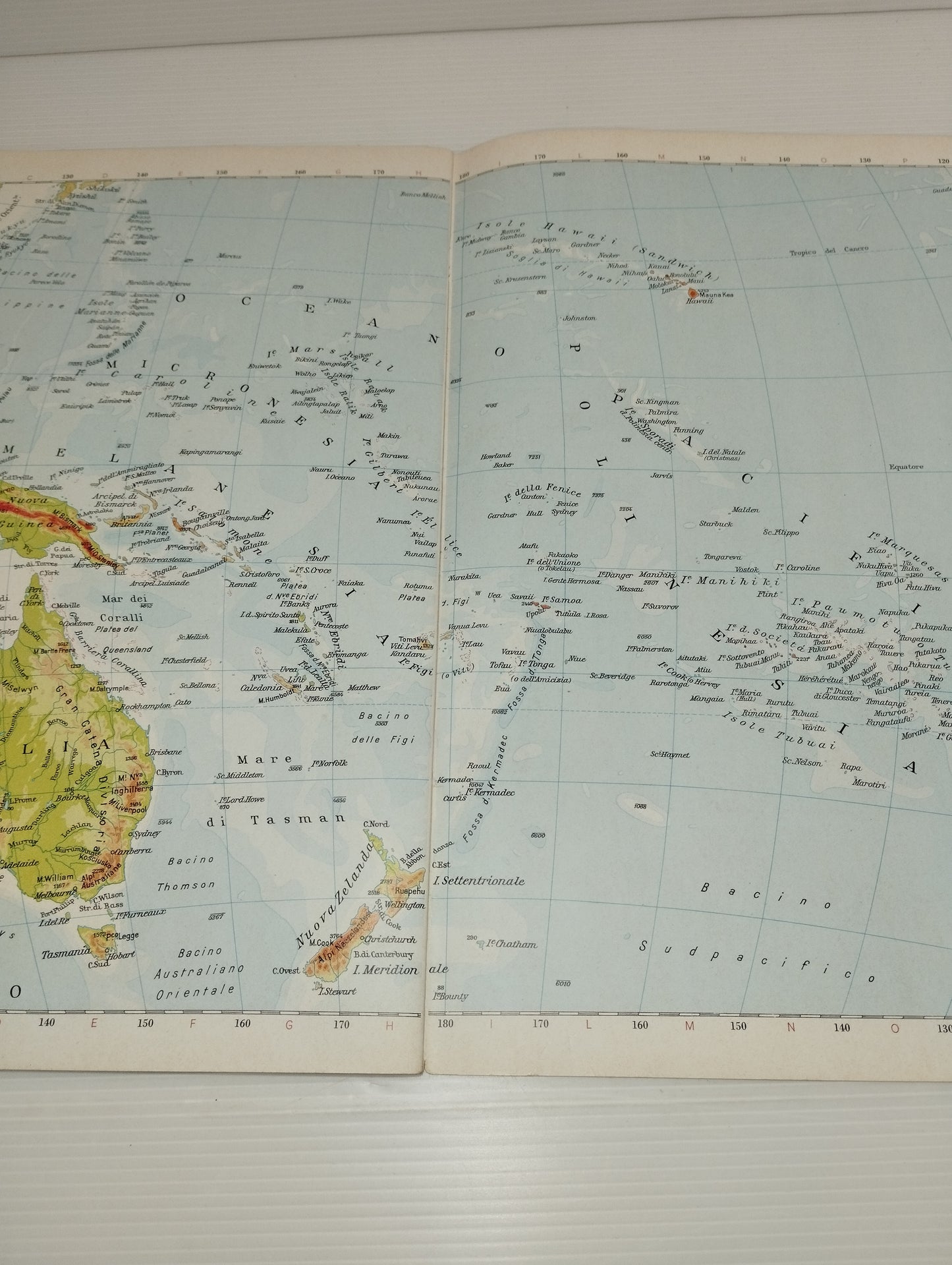 The World Geographic Atlas tribute

 Of The Savings Bank

 Published in 1972 by Vallardi