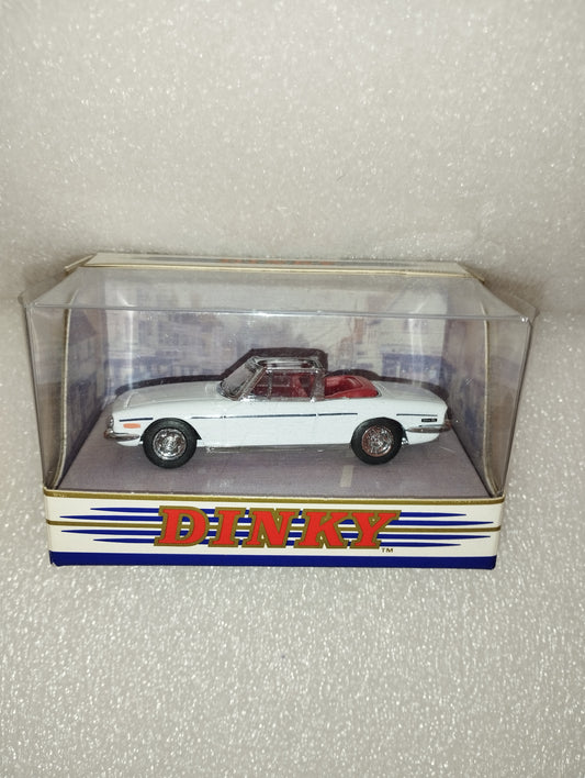 Triumph Stag 1969 model

 Produced by Dinkt MatchBox code DY-28


 1:43 scale