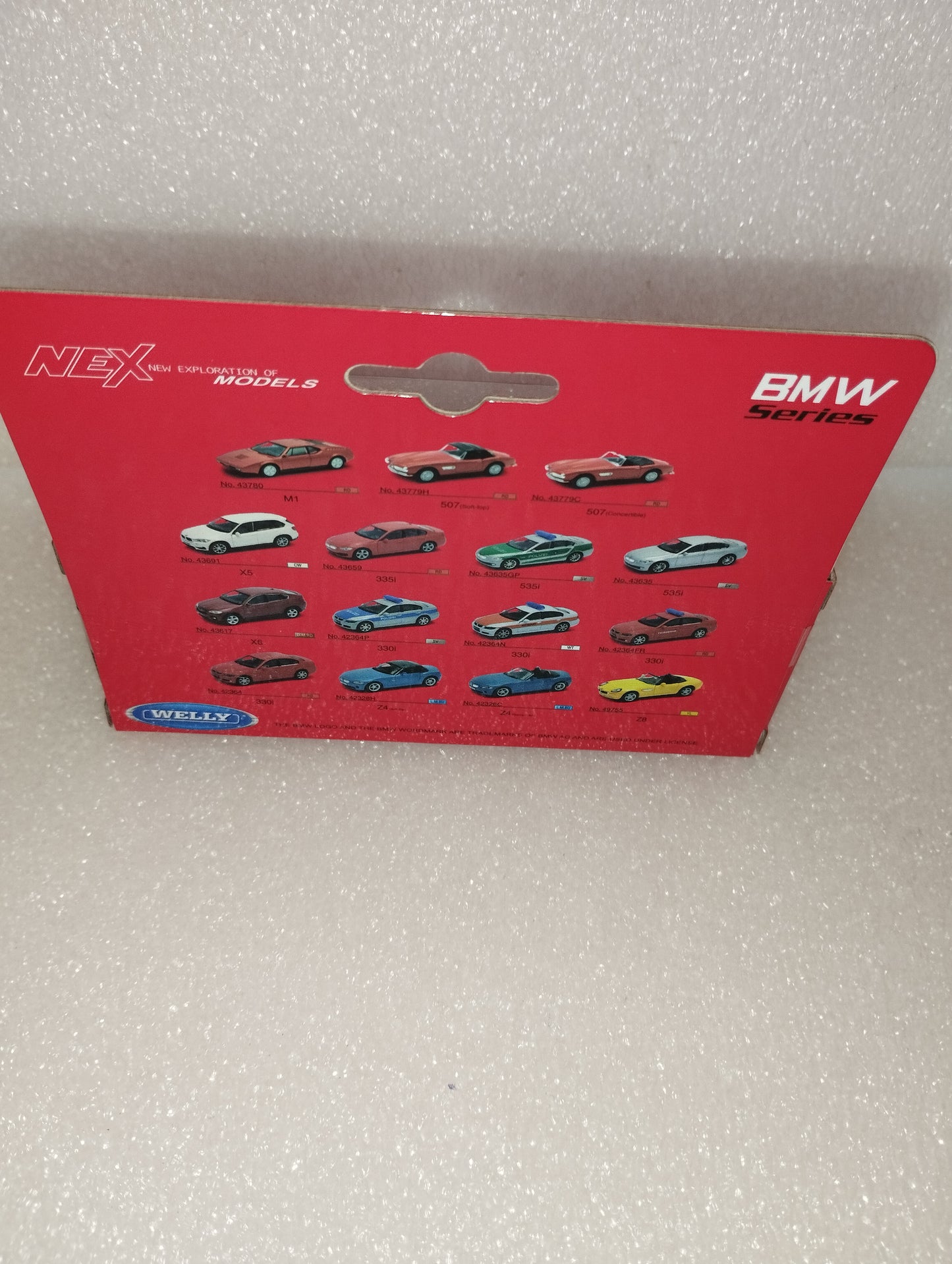 Modellino BMW M1
Prodotto da Welly
Die Cast Metal
Scala 1:39