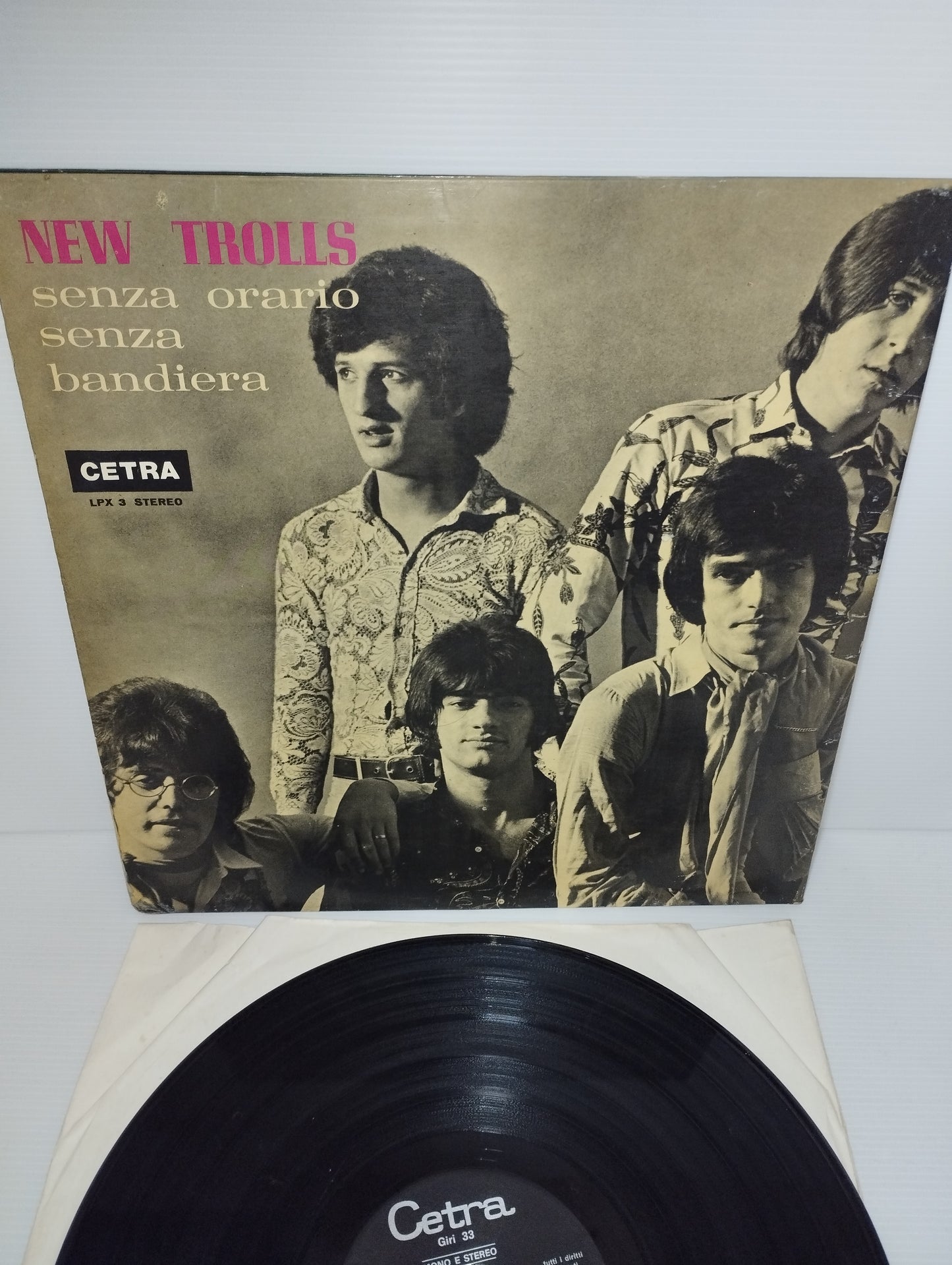 Without Time Without Flag New Trolls LP 33 RPM

 Published in 1968 by Cetra Cod.LPX3