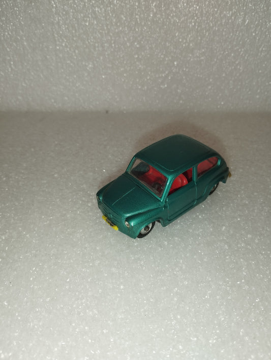 Modellino Fiat 600
Politoys M N.511
Scala 1:43
Anni 60