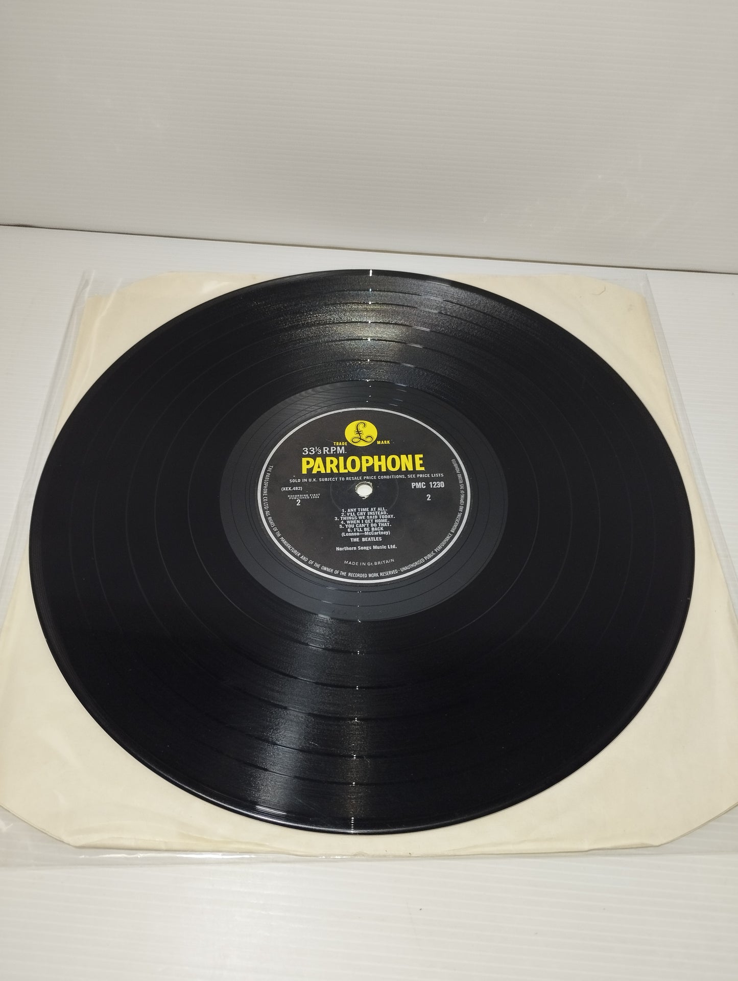 A Hard Day's Night The Beatles LP 33 Giri

Edito nel 1964 da  Parlophone Cod.PMC 1230

Stampa Inglese