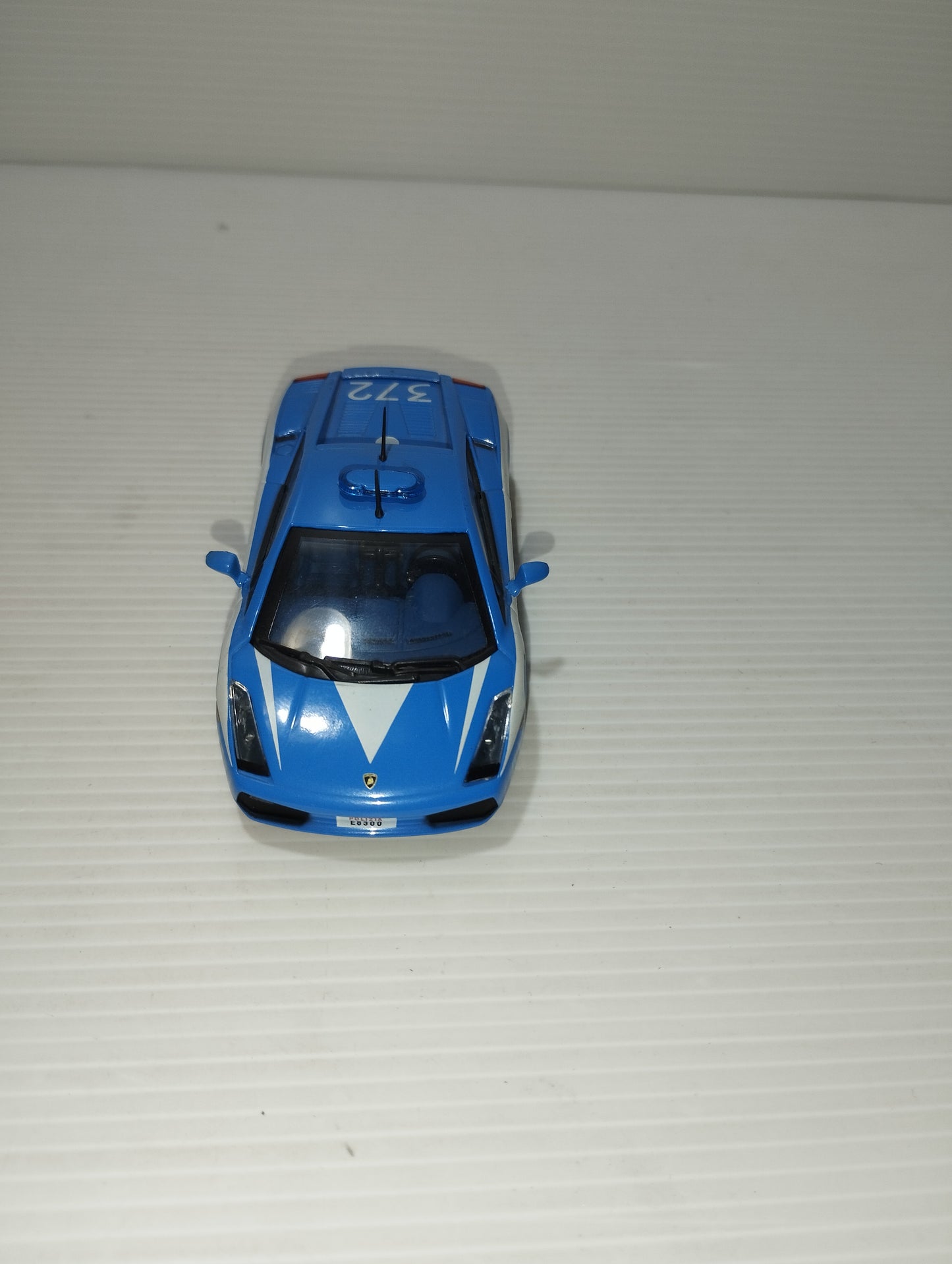 Modellino Lamborghini Gallardo 2003 della Polizia.

Scala 1:43.