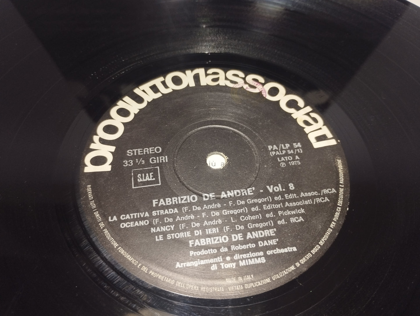 Fabrizio De André Vol.8 LP 33 Giri
Edito nel 1975 da Produttori Associati Cod.PA/LP 54