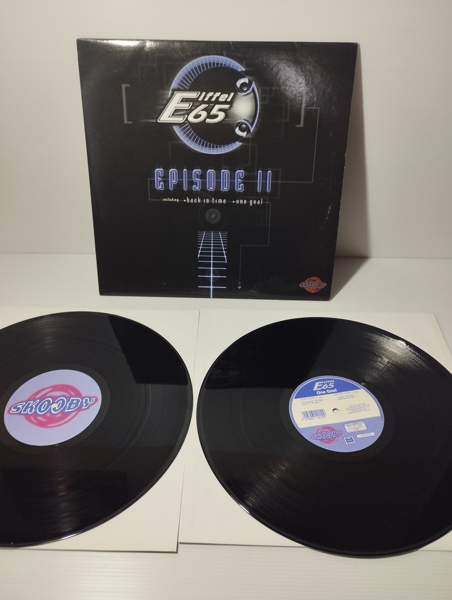 Eiffel 65 Episode II 2 LP 33 Giri
Edito nel 2000