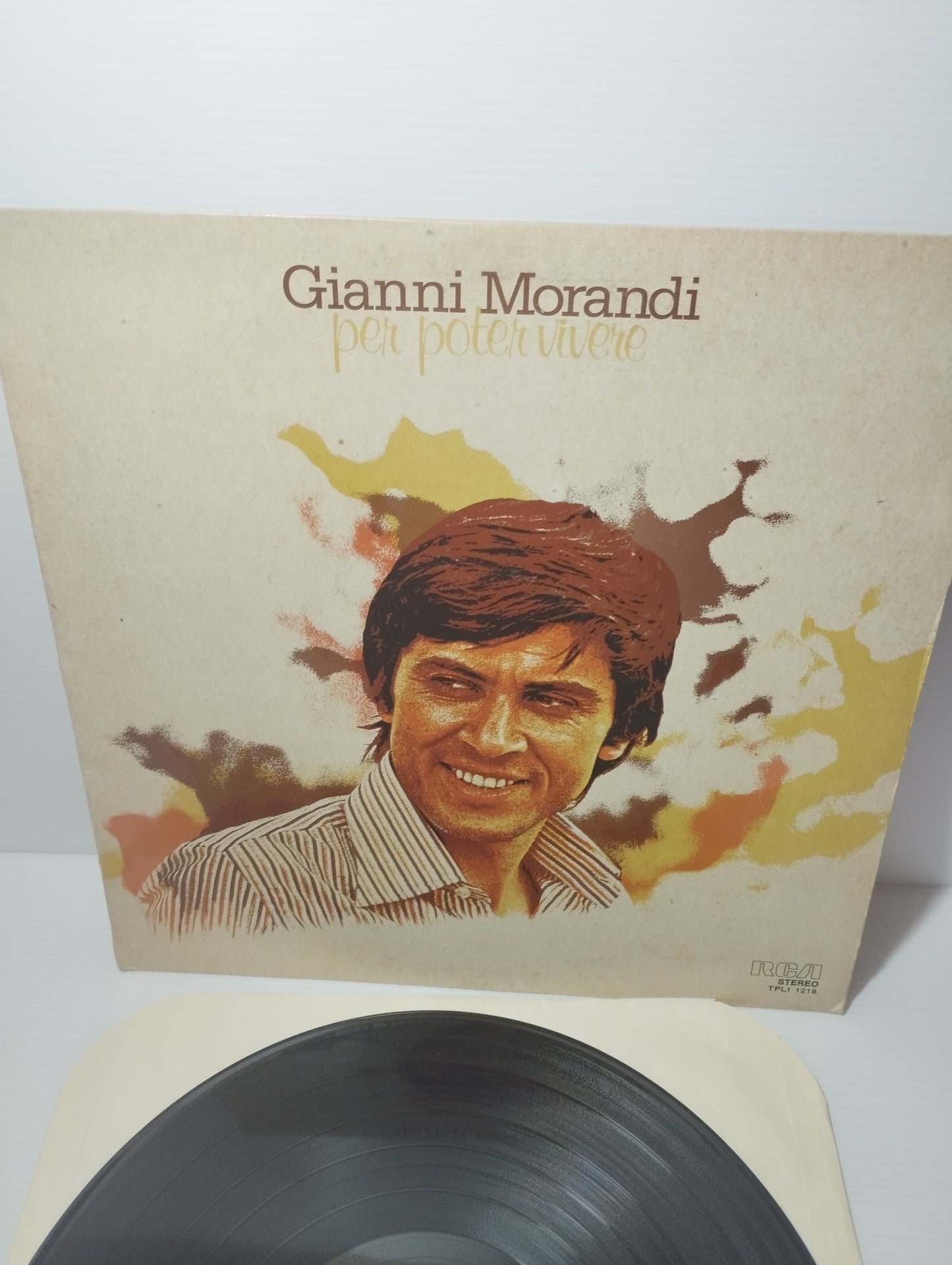 Per poter vivereGianni Morandi lp 33 Giri
Edito nel 1976 da  RCA  Cod.TPL 11218