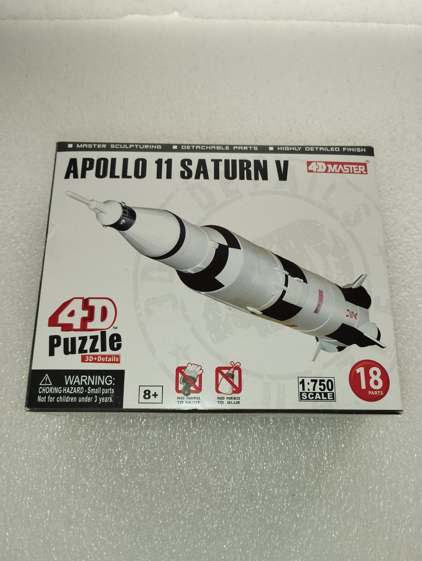 Modello Apollo 11 Saturn V 4D Puzzle Master Scala 1:750