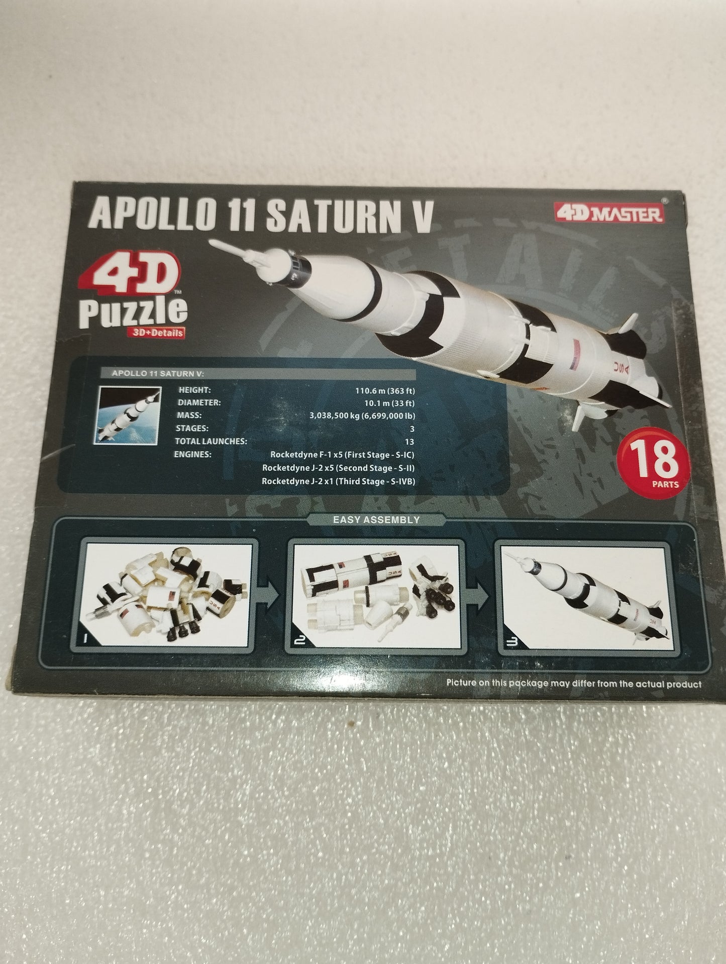 Modello Apollo 11 Saturn V 4D Puzzle Master Scala 1:750