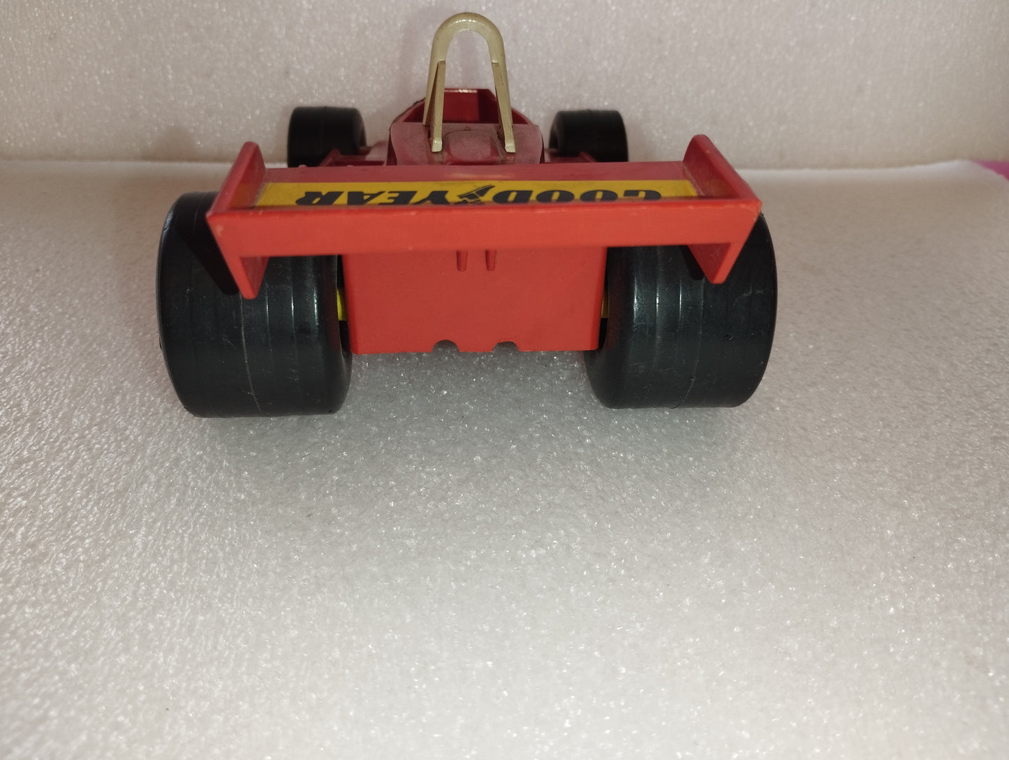 Modellino Ferrari F1 In Plastica
Vintage
Lunghezza modellino 24 cm circa