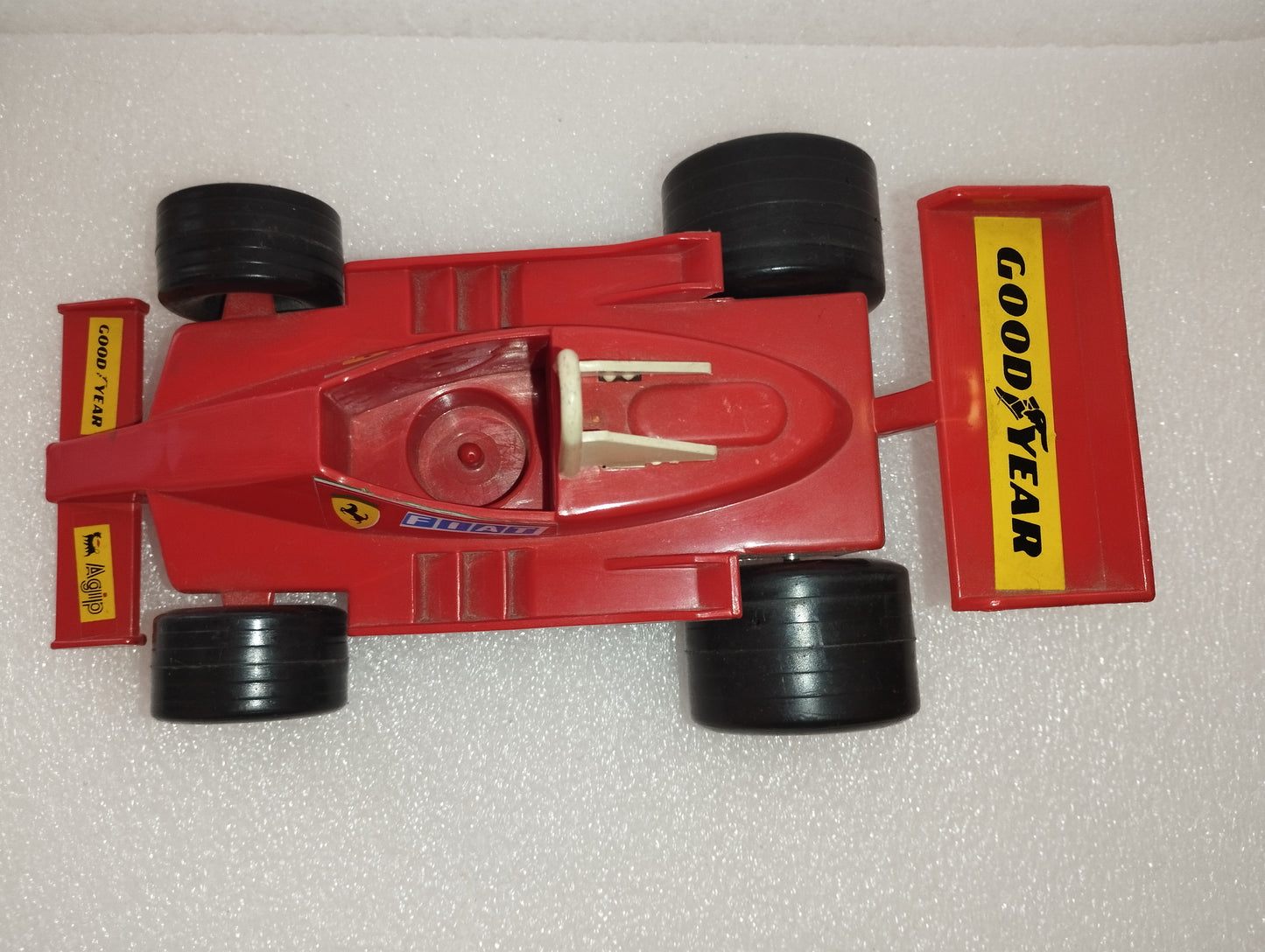 Modellino Ferrari F1 In Plastica
Vintage
Lunghezza modellino 24 cm circa