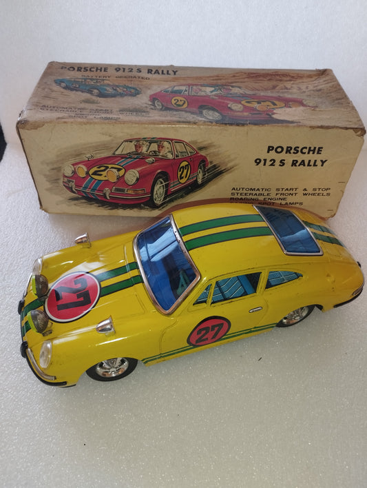 Modello Porsche 912S Rally In Latta
Prodotta negli anni 60 ASC Aoshin Made in Japan
Scala 1:16