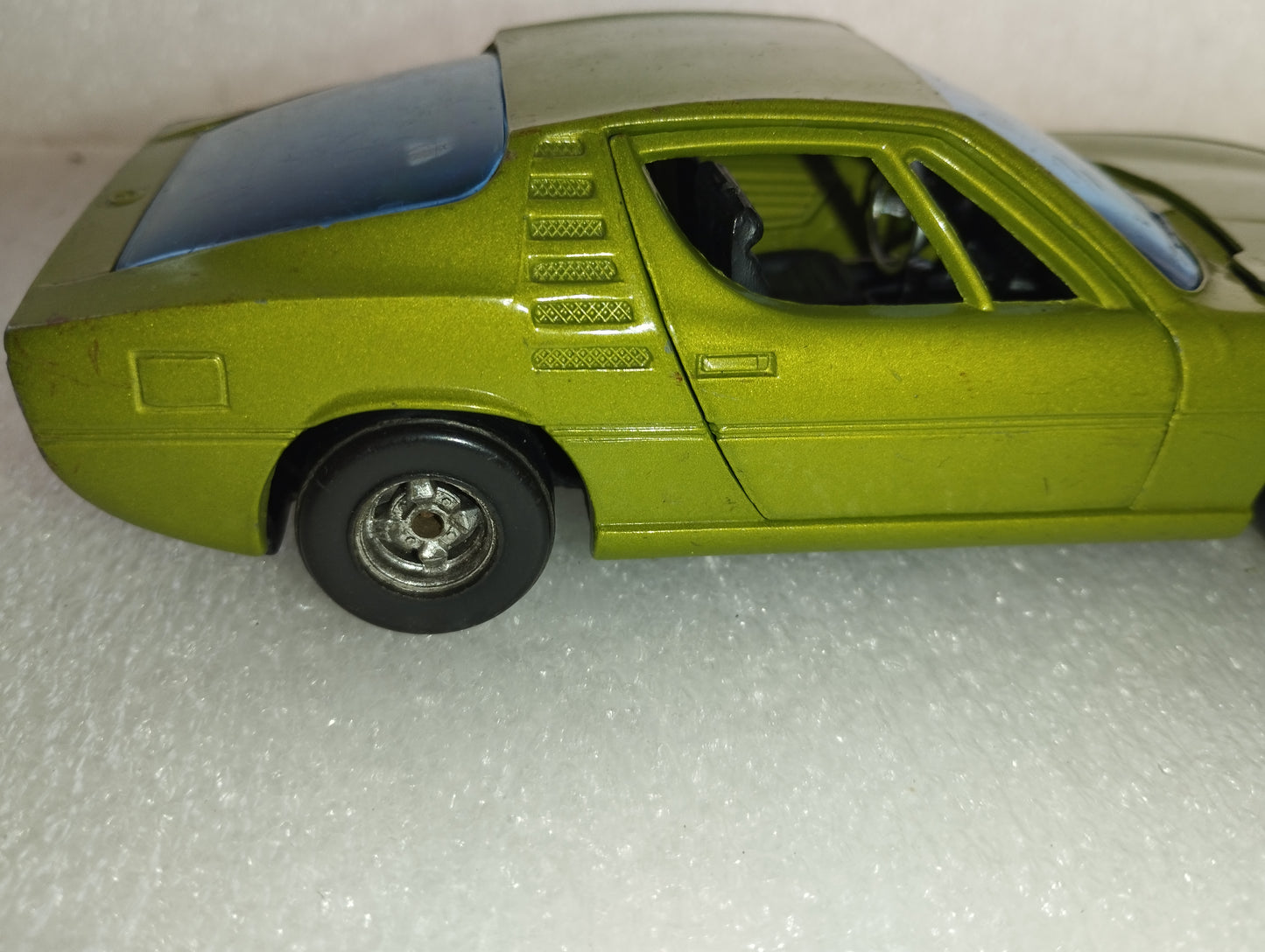 Modellino Alfa Romeo Montreal
Prodotto da Politoys S cod.N.6
Scala 1:25