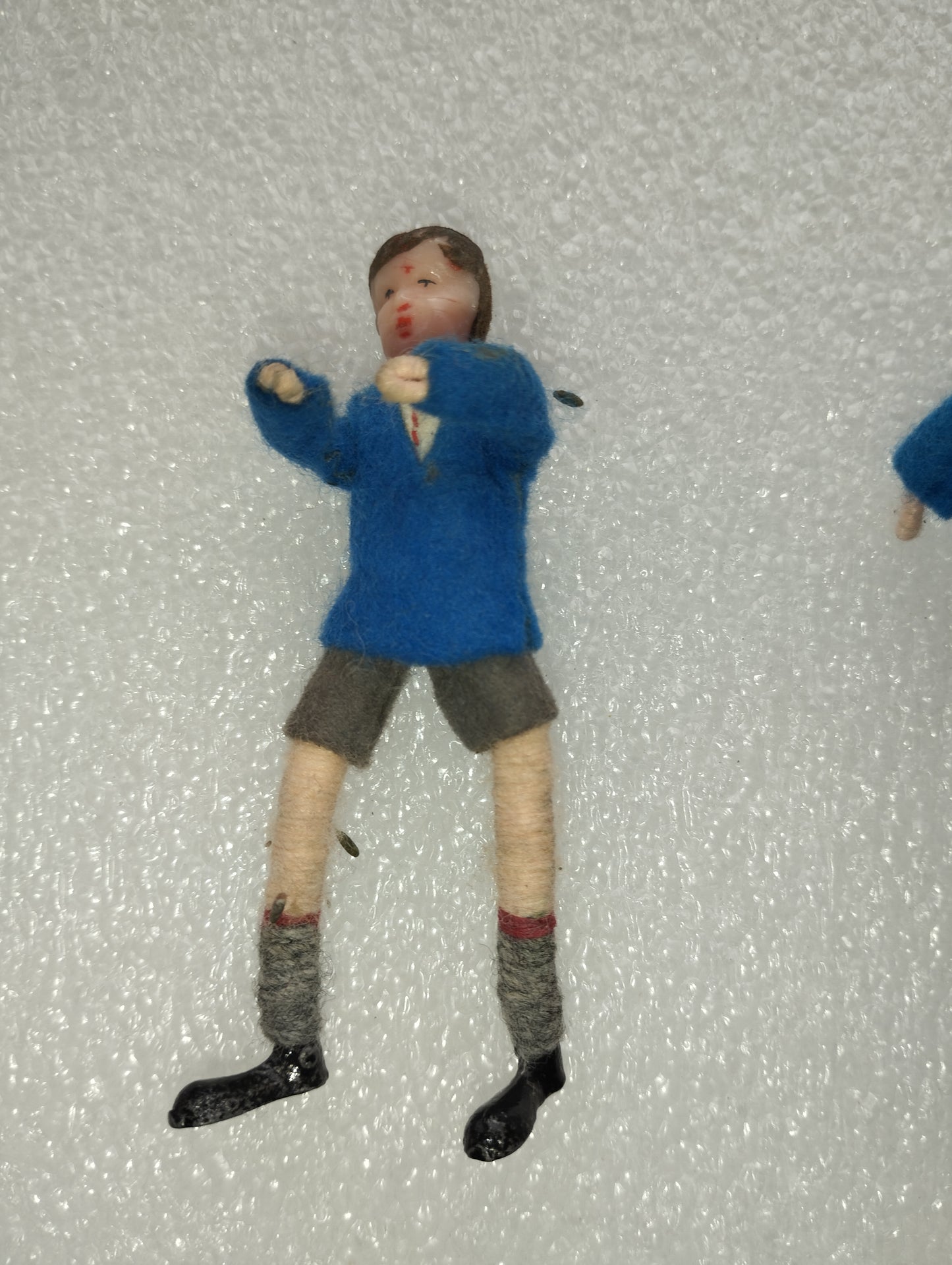 Bambole In Miniatura per Casa delle  Bambole in Metallo/Plastica/Tessuto

D'epoca