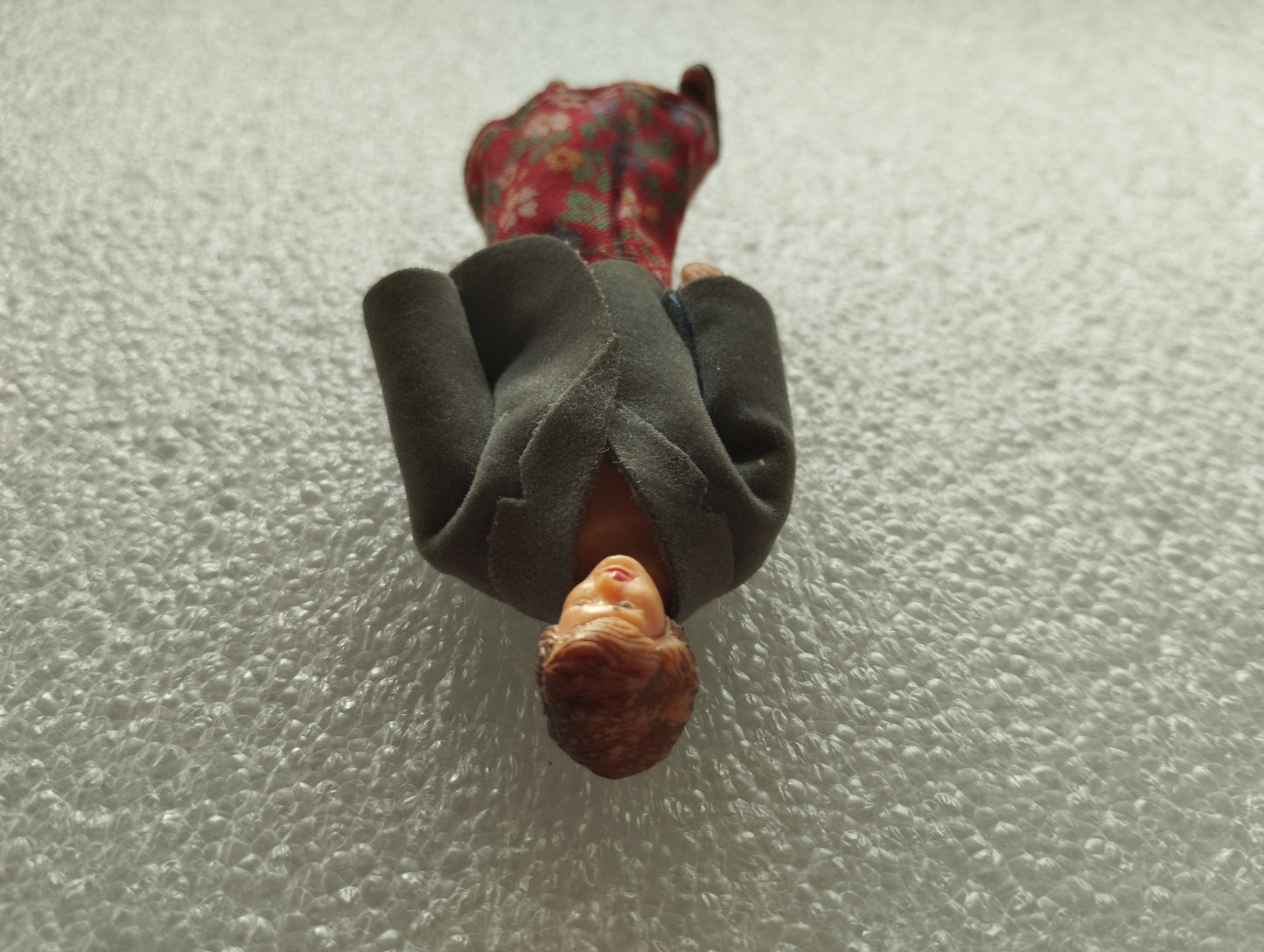 Bambola In Miniatura per Casa delle  Bambole in gomma /Tessuto
D'epoca