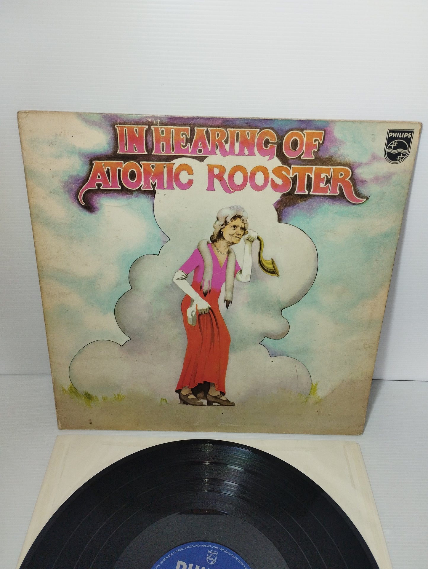 In Hearing Of Atomic Rooster LP 33 Giri Edito nel 1971 da Philips cod.6369 007
Genere :rock
Stile: prog rock,hard rock