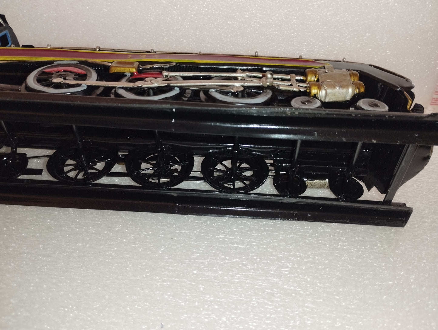 Modello Statico Di Locomotiva A Vapore In Metallo
Lunghezza cm 47,5 cm circa