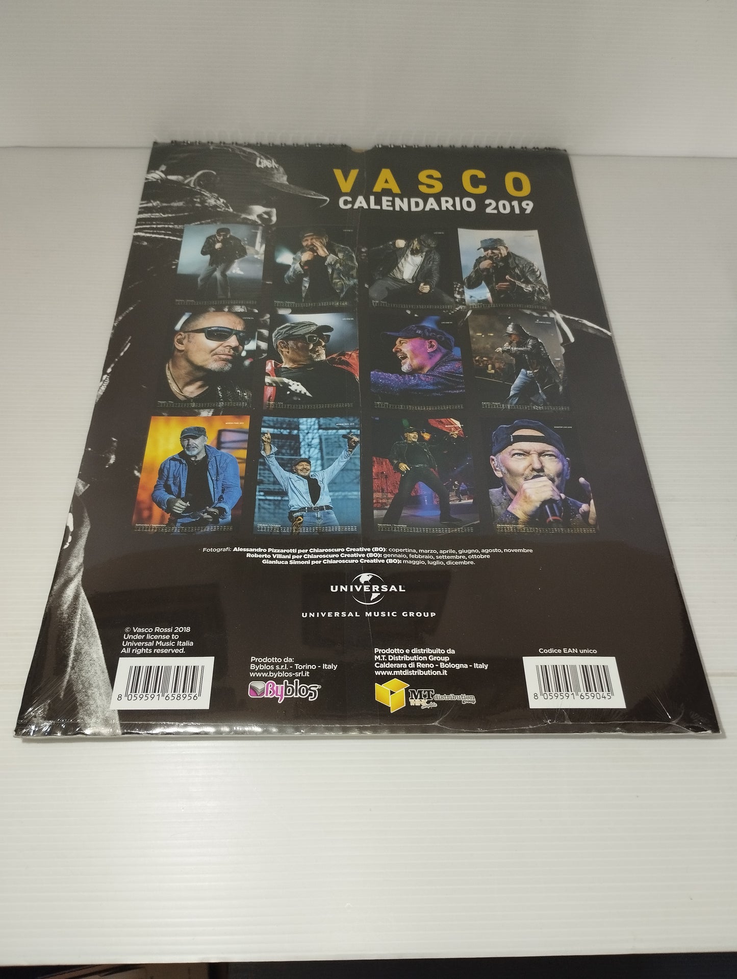 Vasco Calendario 2019 Vasco Rossi
Universal/Byblos
Dimensioni calendario 42x29 cm circa