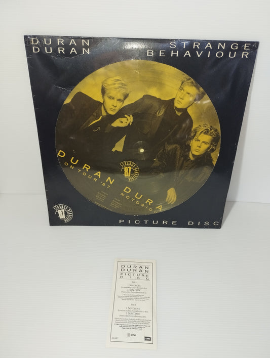 Duran Duran Strange Behaviour Picture Disc
Edito nel 1986 da EMI