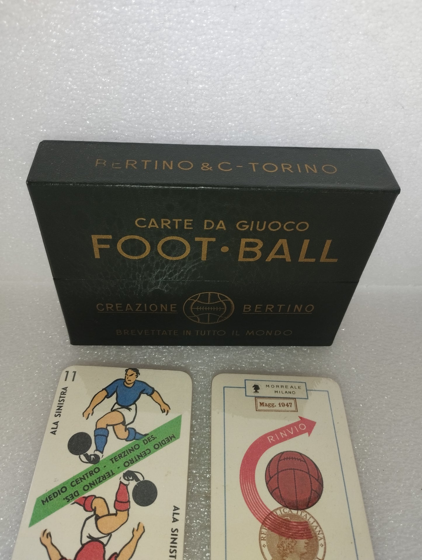Carte Da Giuoco Football Creazioni Bertino
Anni 40
90 carte
