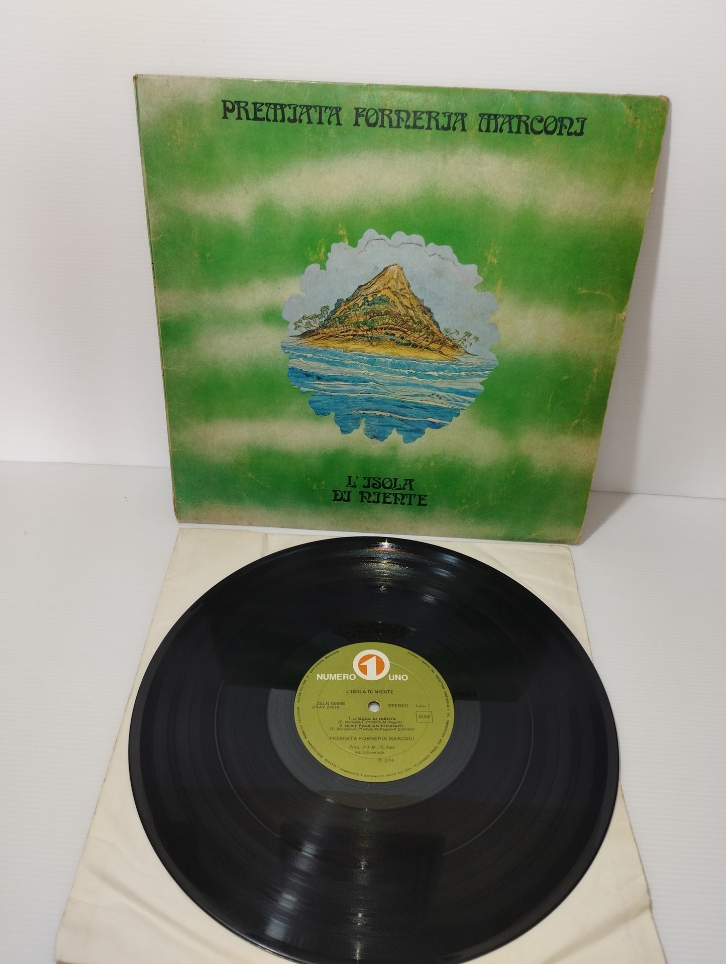 L'Isola Di Niente PFM LP 33 Giri
Edito nel 1974 da Numero Uno Cod.ZSLN 55666