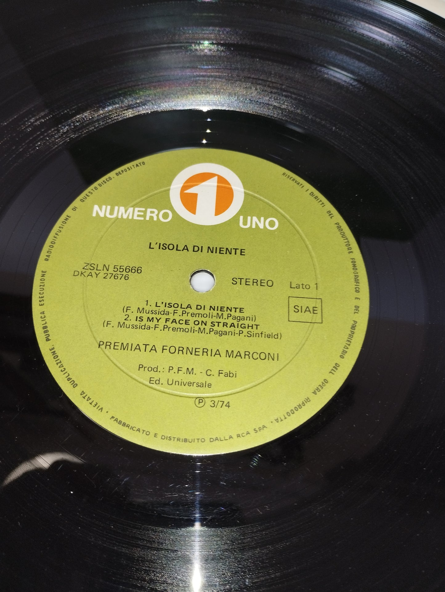 L'Isola Di Niente PFM LP 33 Giri
Edito nel 1974 da Numero Uno Cod.ZSLN 55666