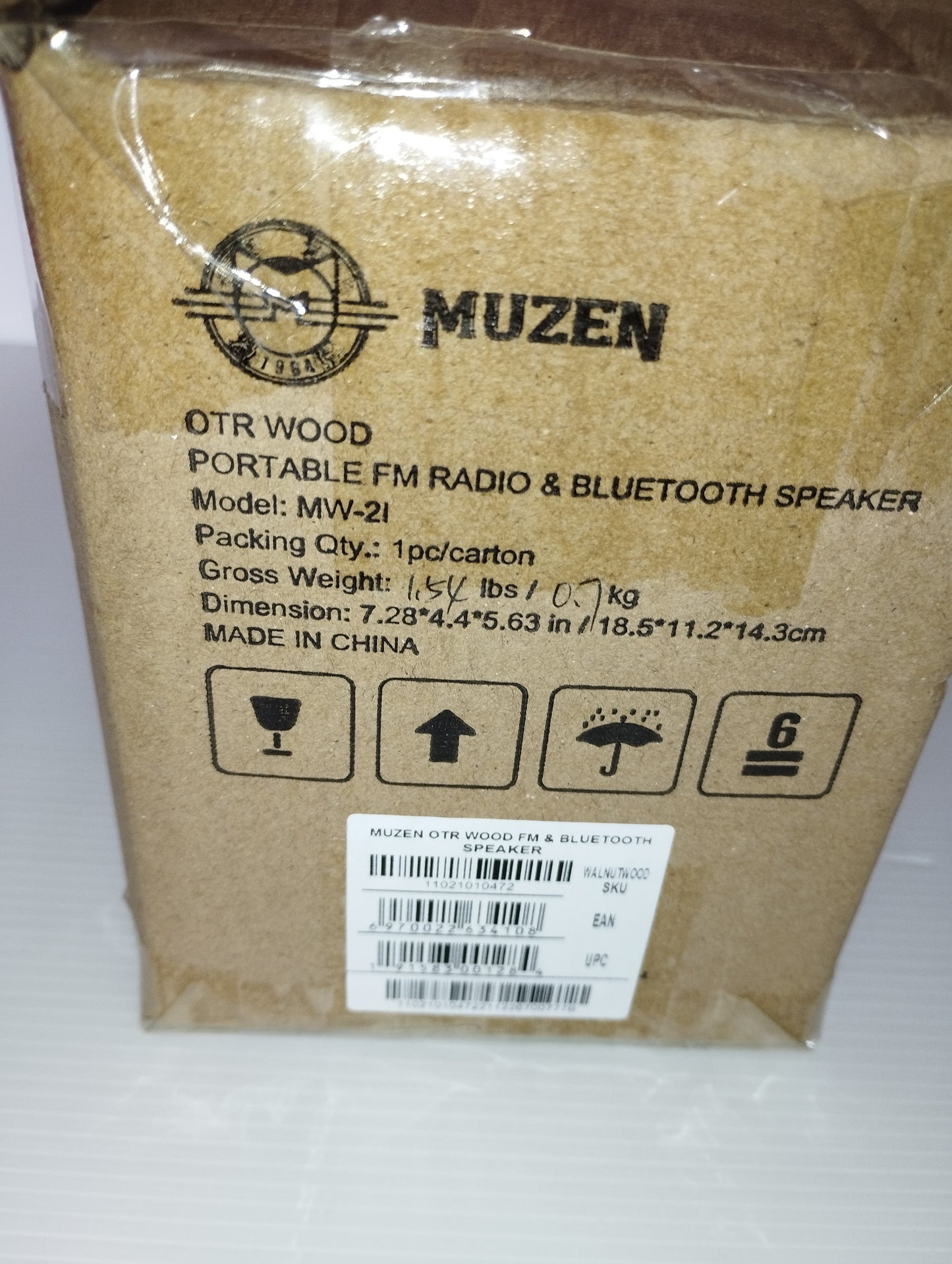 Muzen Radio FM & Bluetooth Speaker
In Legno e plastica
Mod.MV21