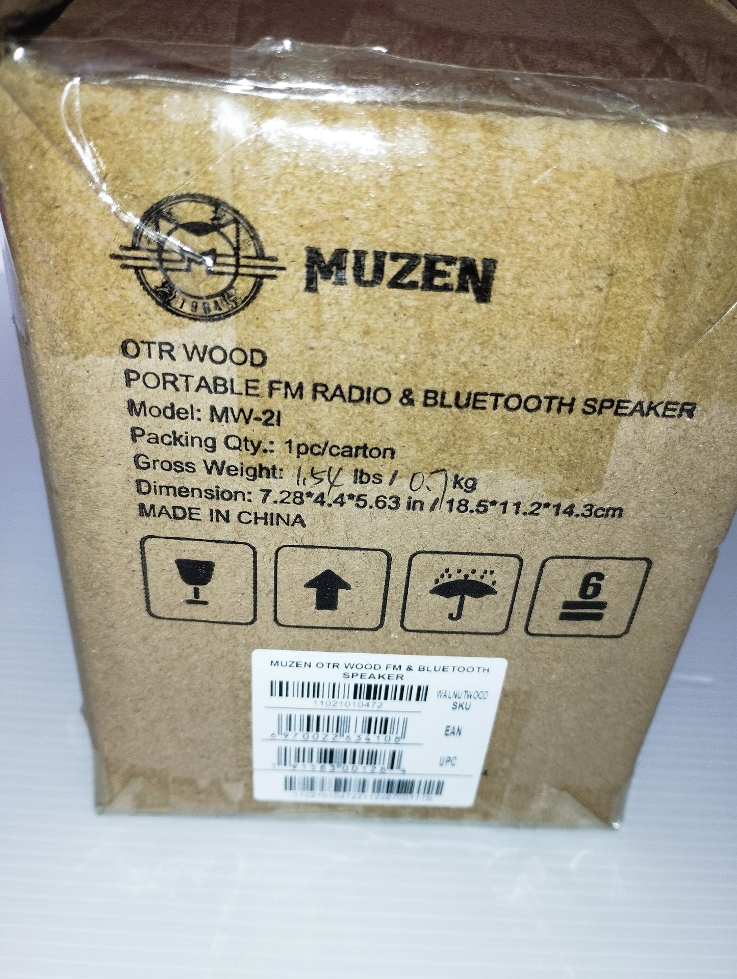 Muzen Radio FM & Bluetooth Speaker
In Legno e plastica
Mod.MV21