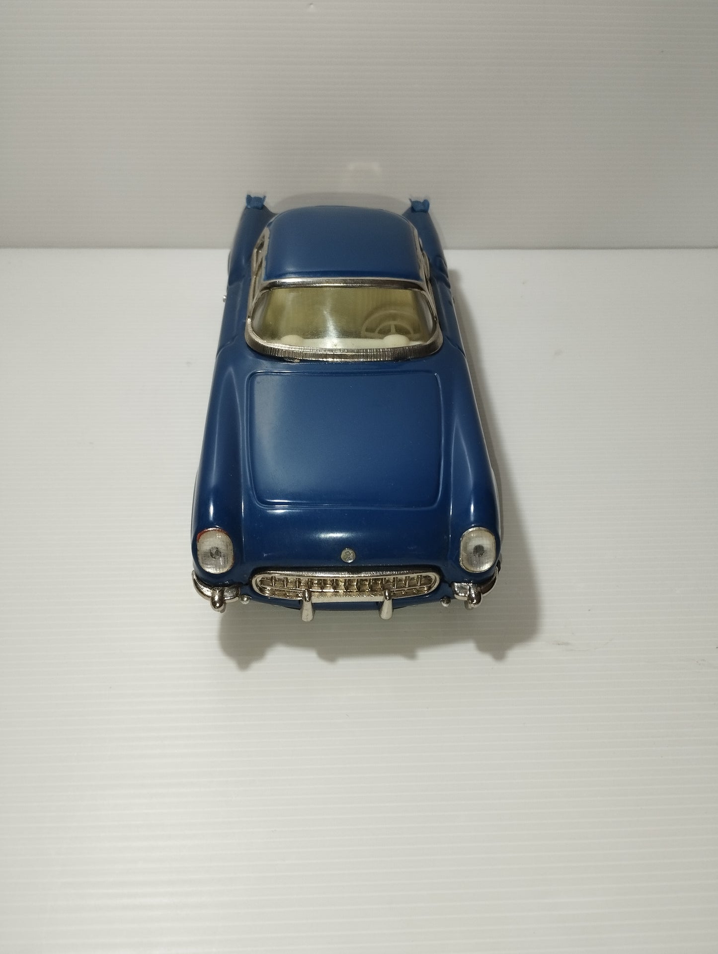 Modello Auto Chevrolet
Prodotta da New Toy cod. MF 316
In latta
Originale Anni 70.