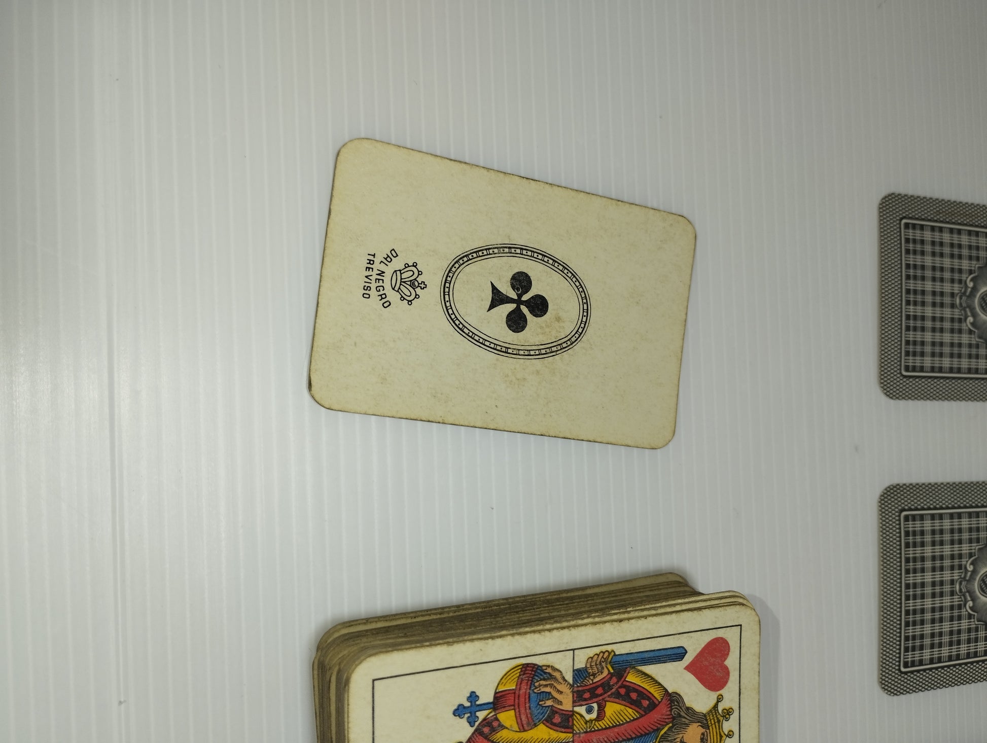 Dal negro Gioco da tavola | Il Pettirosso Dal negro Gioco da tavola | Il Pettirosso