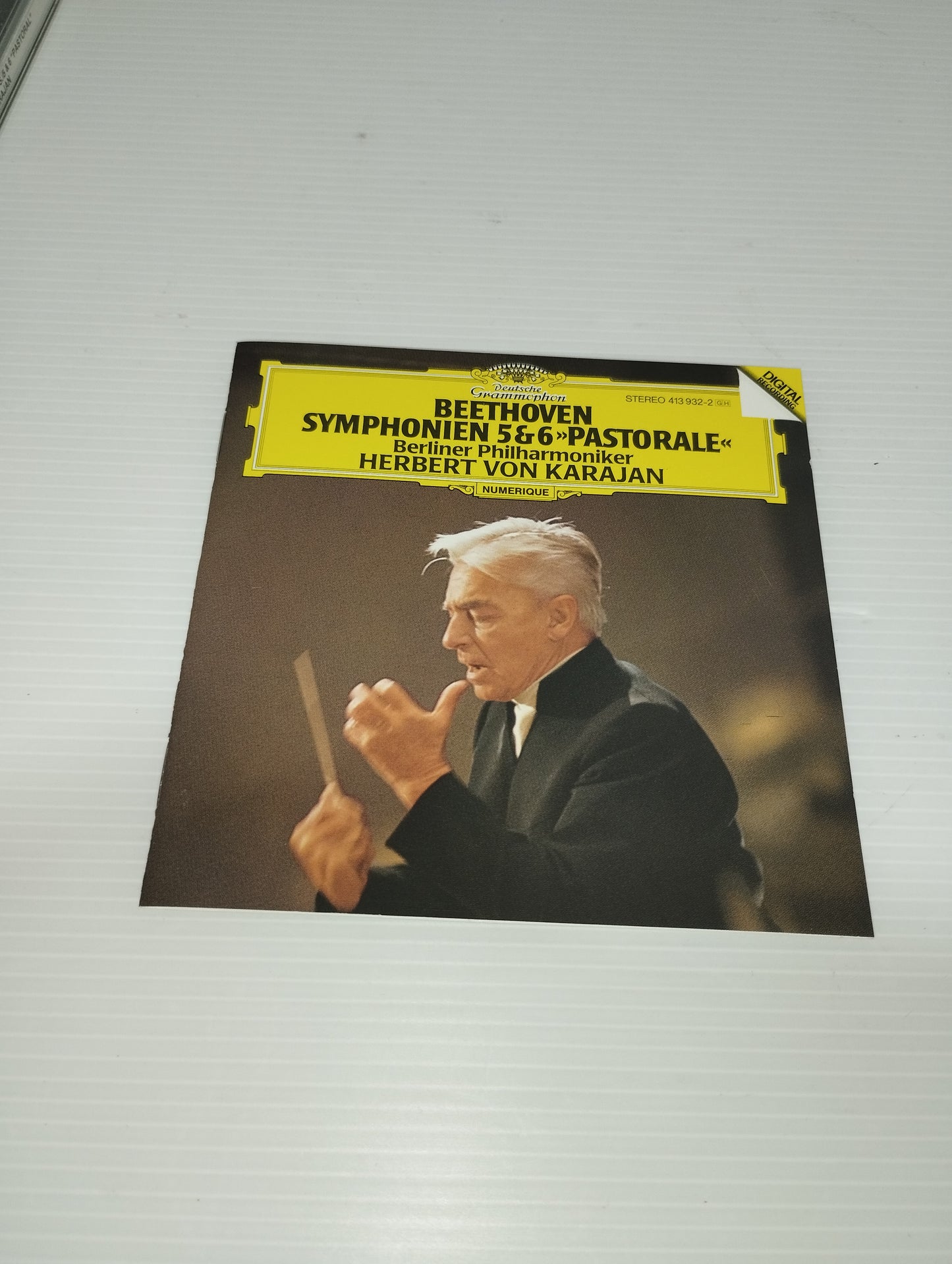 Beethoven Symphonienl n.5 e 6 Pastorale CD
Edito nel 1984 Deutsche Grammophon