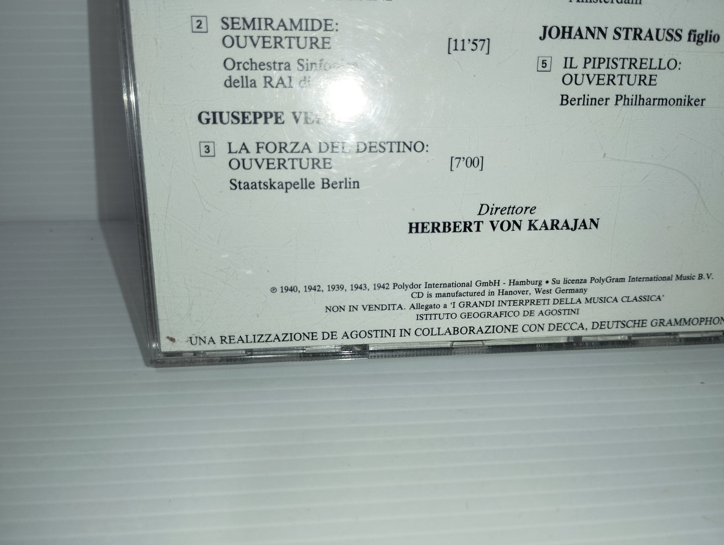 Karajan  CD
Edito da  Deutsche Grammophon De Agostini