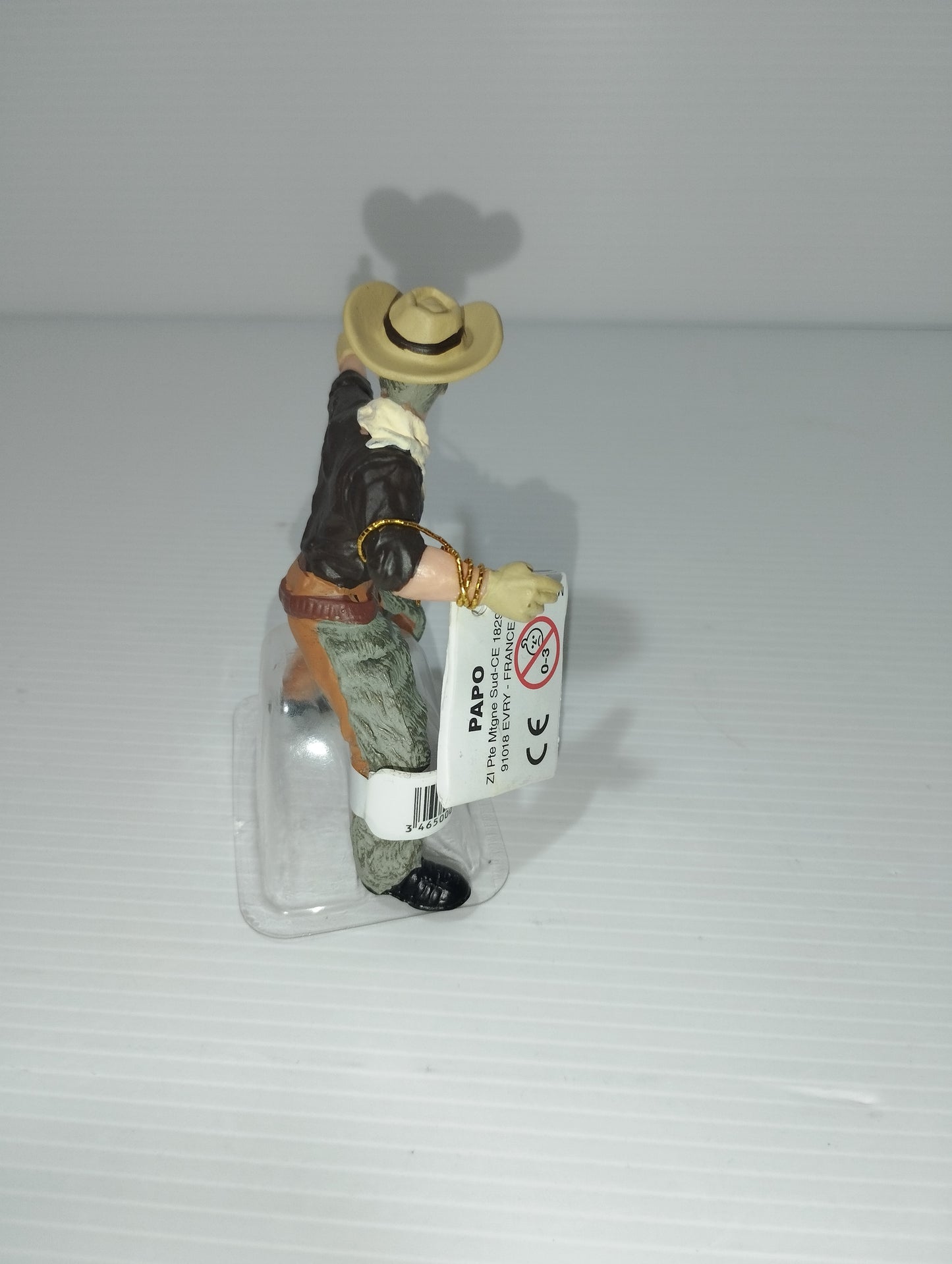 Papo Cowboy Con Pistola
In Plastica