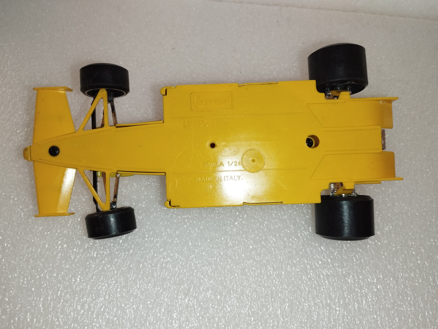 Lotus 97 T Bburago
Scala 1:24