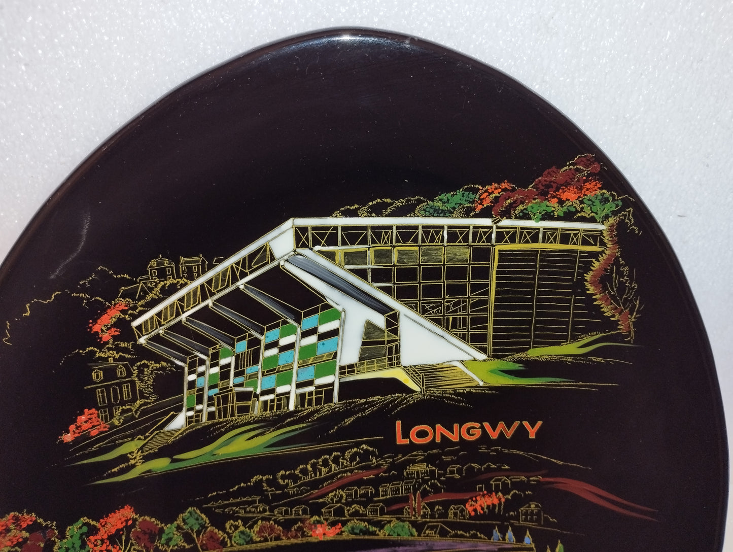 Piatto Commemorativo Longwy Vintage
In ceramica smaltata