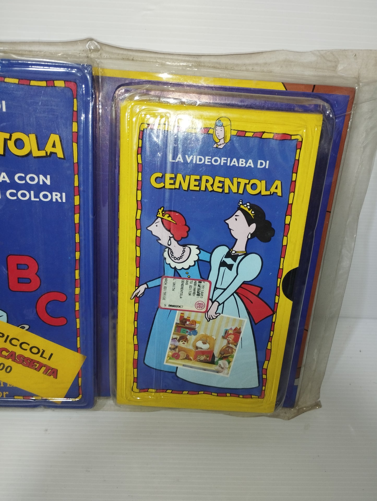 Cenerentola Libro +VHS Dami Editore l'Unità