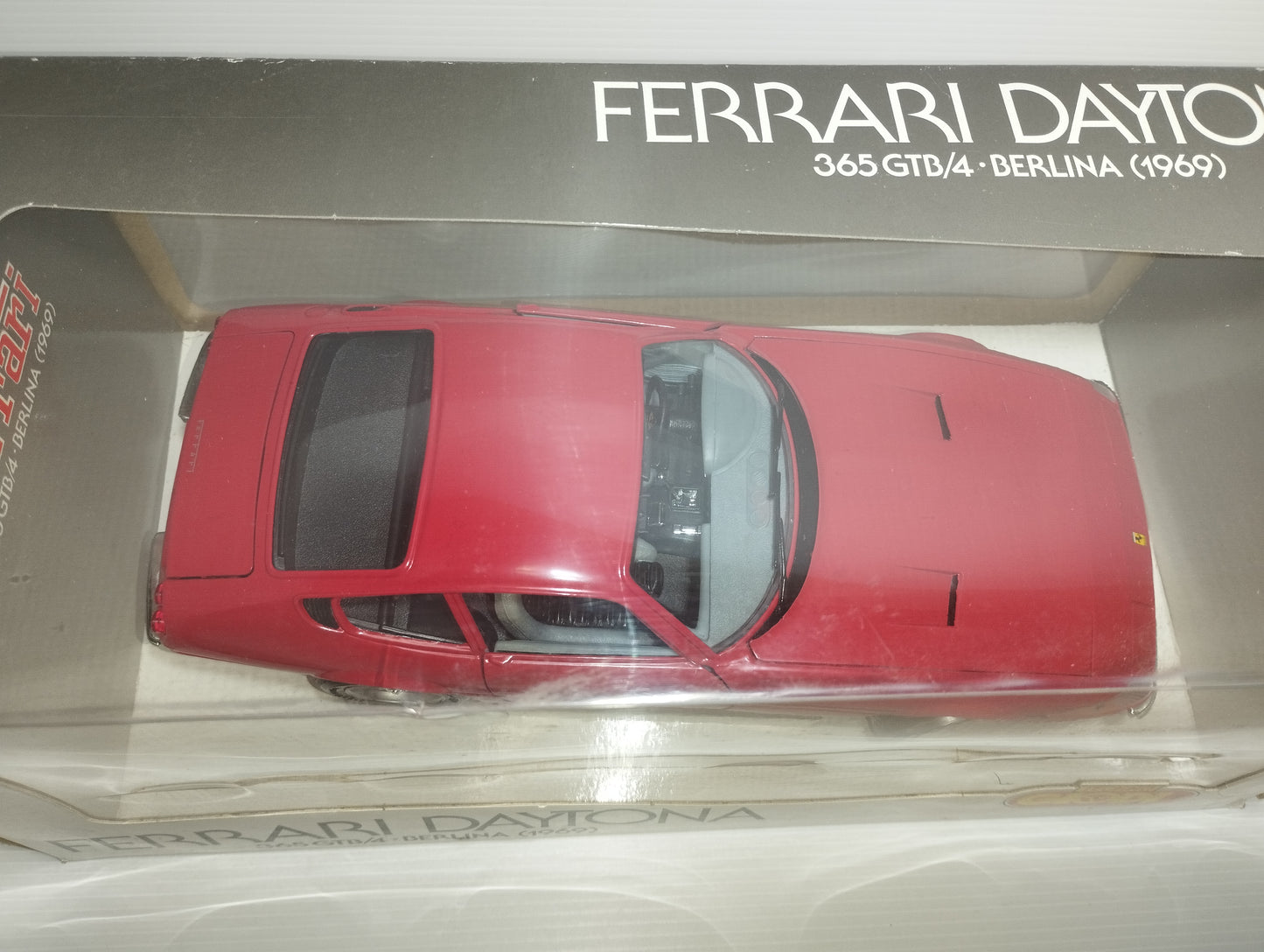 Ferrari Daytona 365 GTB4 Berlina 1969
Techno Giodi
Scala 1:18