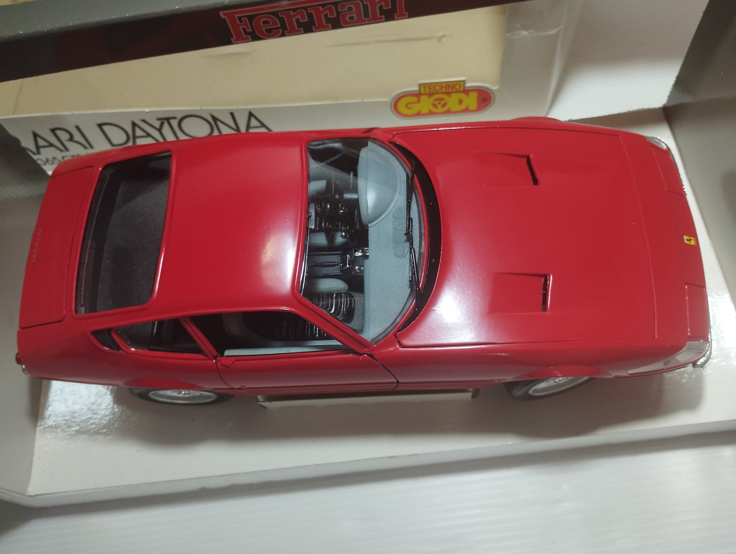 Ferrari Daytona 365 GTB4 Berlina 1969
Techno Giodi
Scala 1:18