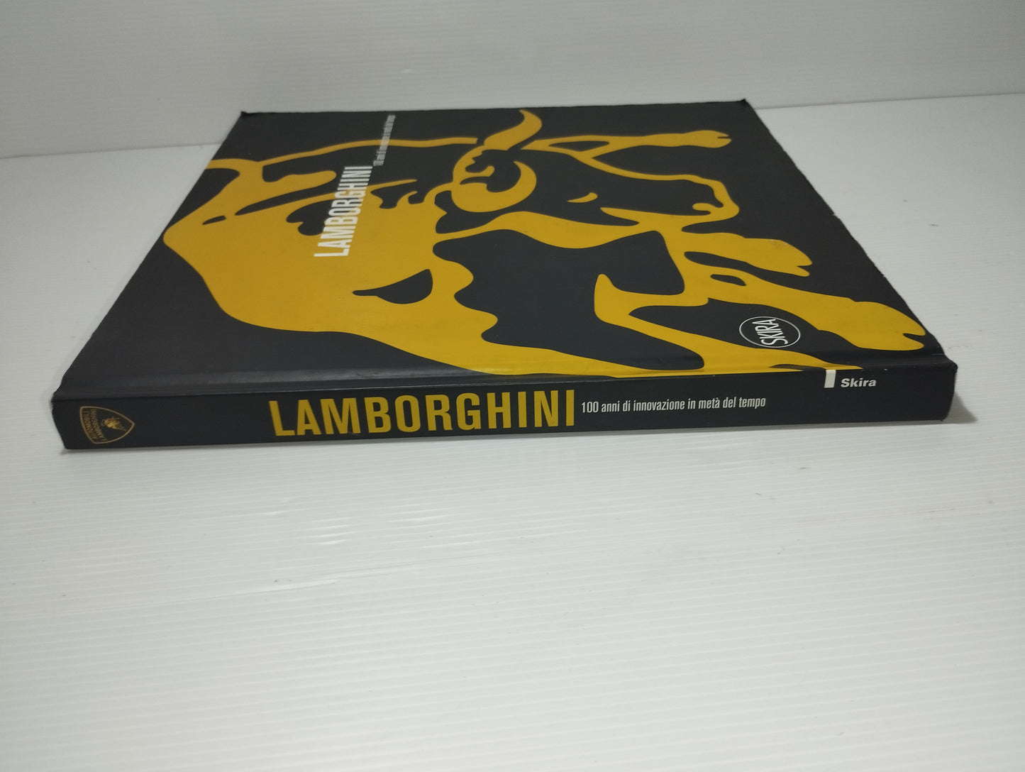 Libro Lamborghini
100 anni di innovazione in metà tempo
Edito nel 2014 da  Skira