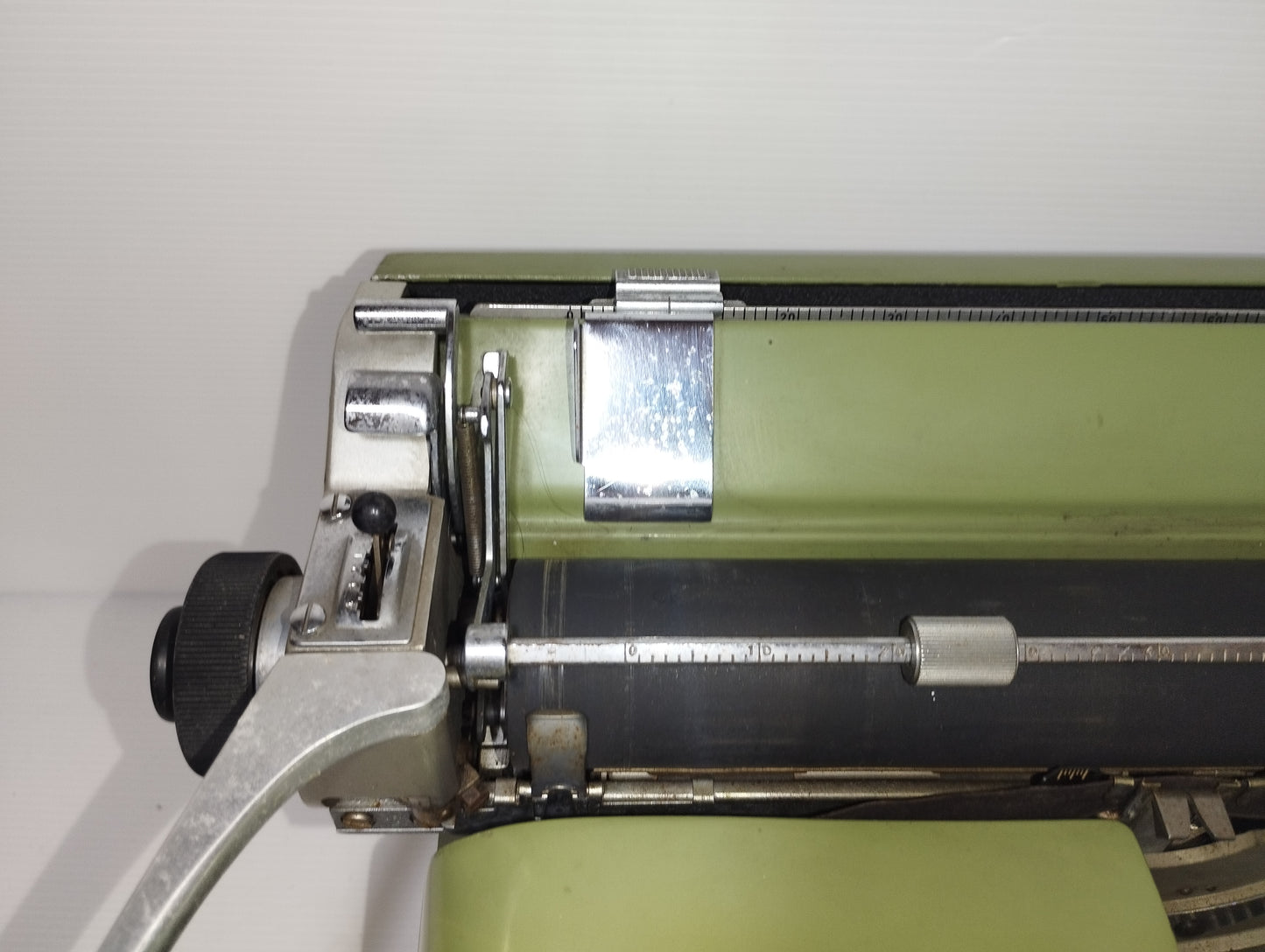 Olivetti Graphika macchina da scrivere n.di serie 1801178 SOLO RITIRO A MANO