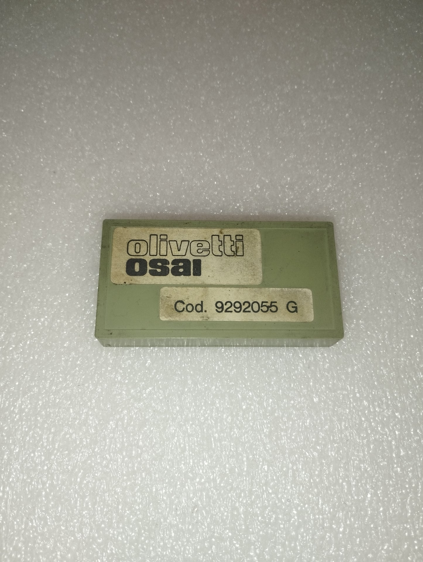 Olivetti Osai Scatolina In Plastica Vintage
Misura 8x4 cm