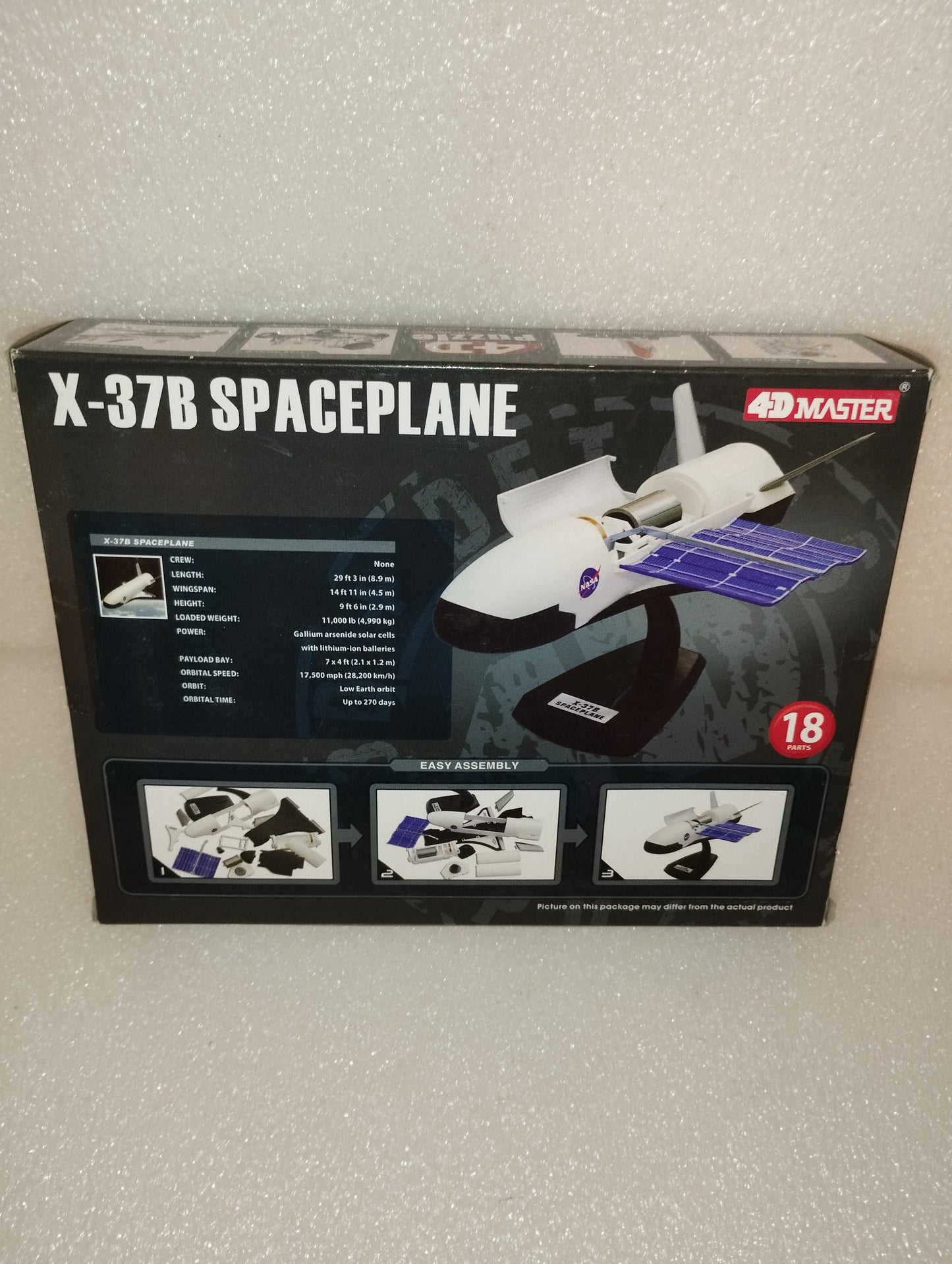 Modello X-37B Spaceplane 4D Puzzle Master Scala 1:50