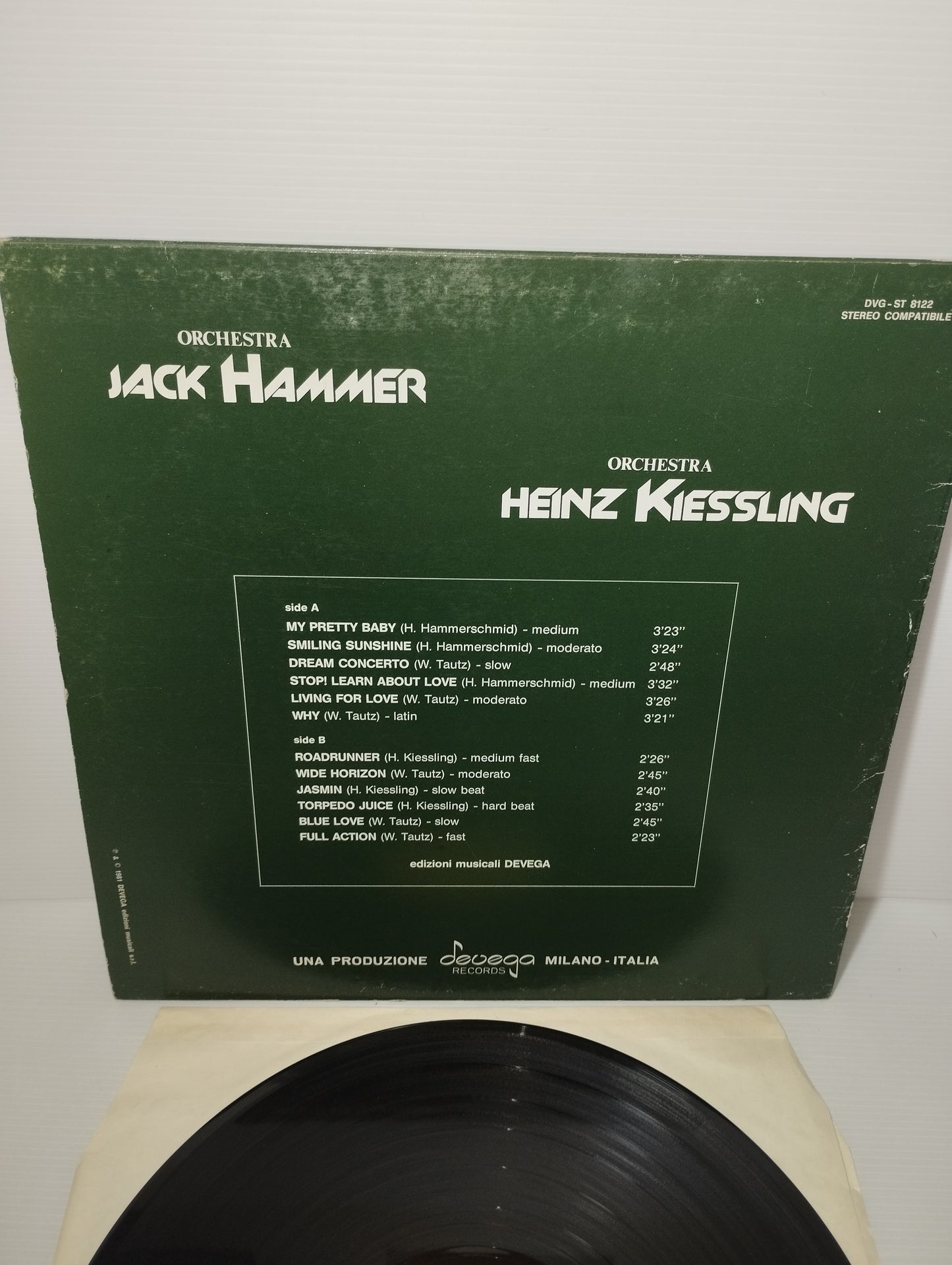 Dream Concerto Jack  Hammer /Heinz Kiessling LP 33 Giri
Edito nel 1981 da Devega Records Cod.DVG-ST 8122