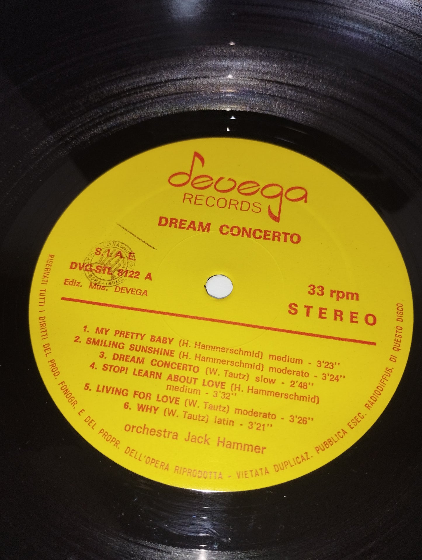 Dream Concerto Jack  Hammer /Heinz Kiessling LP 33 Giri
Edito nel 1981 da Devega Records Cod.DVG-ST 8122