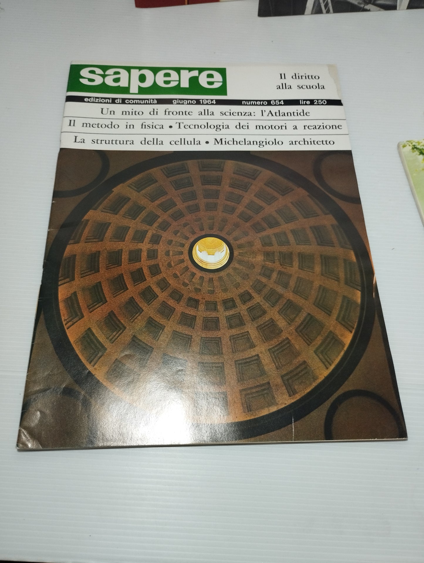 Rivista Sapere 10 Numeri Anno 1964
Edizioni di Comunità