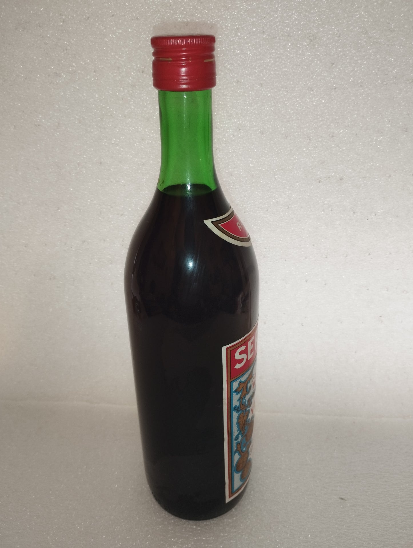 Vino Vermouth Serenella Rosso Vintage
Preparato in Svizzera