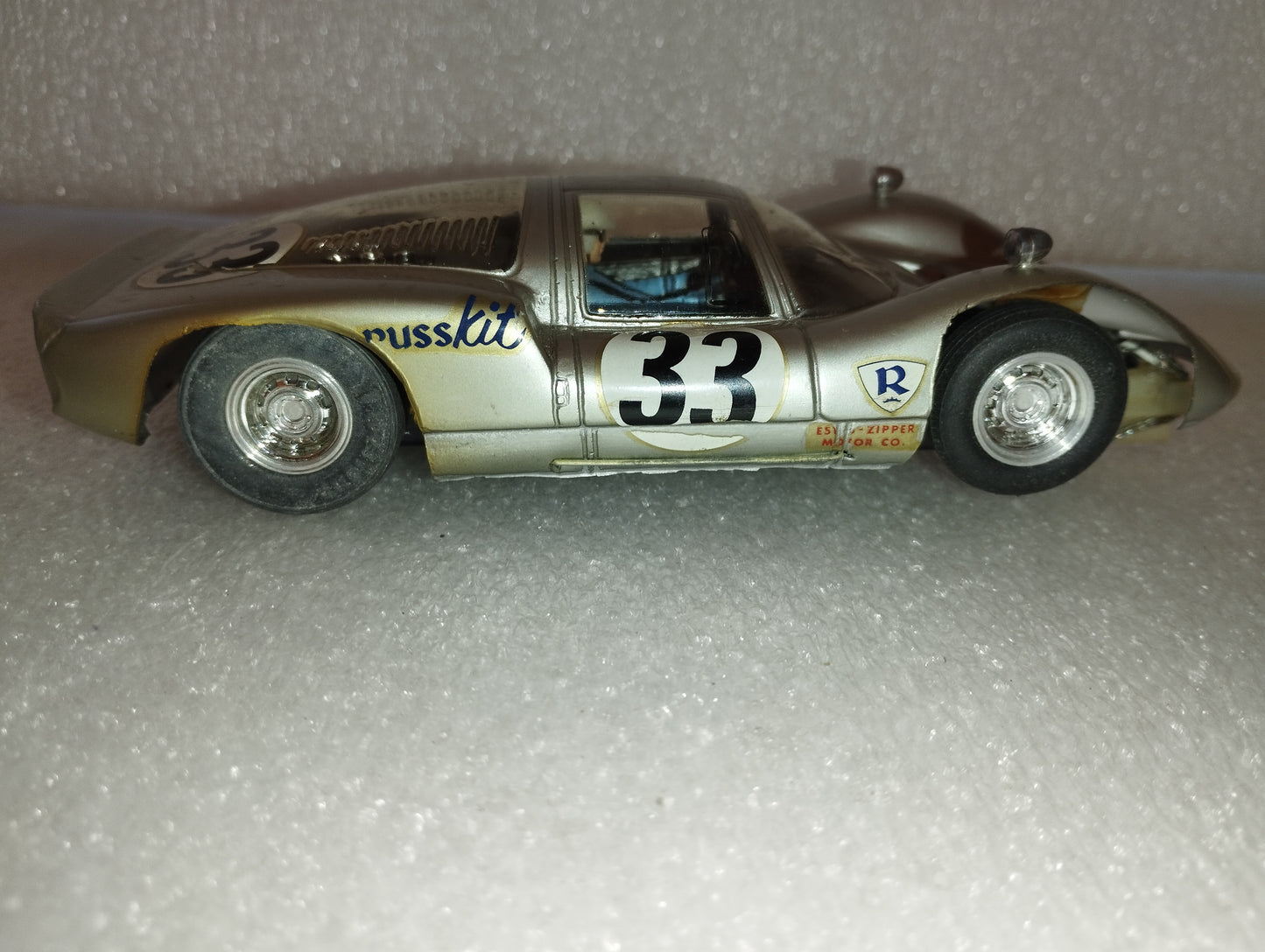 Porsche Carrera Russkit Per Pista Elettrica

Scala 1:24

Originale anni 60