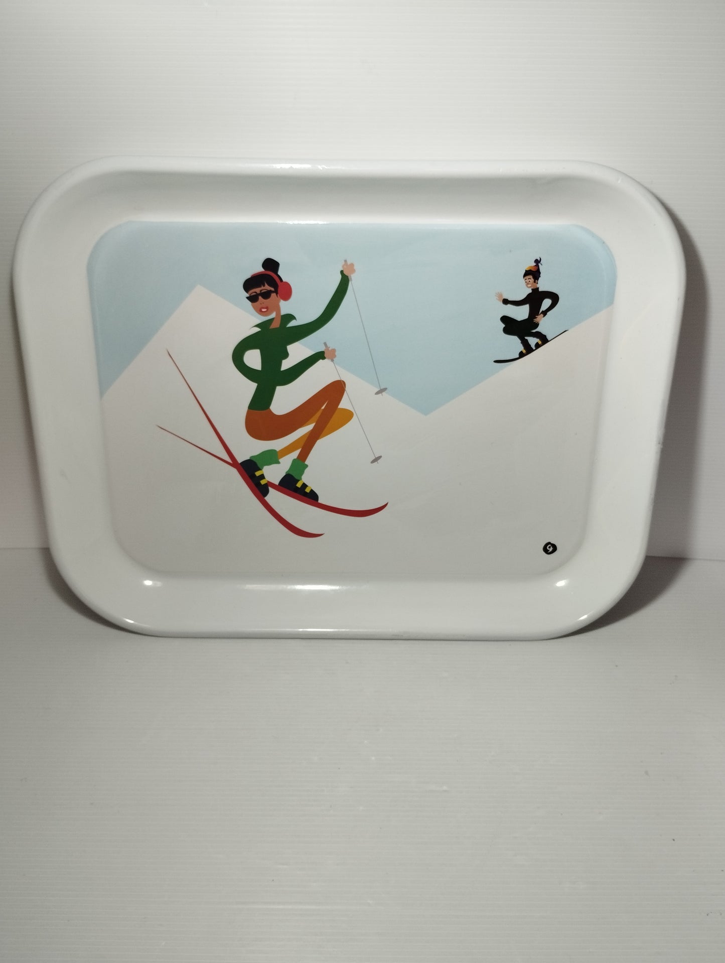 Vassoio Ski Fun C.Jaunez in Metallo Smaltato
Dimensioni 41 x 32 cm