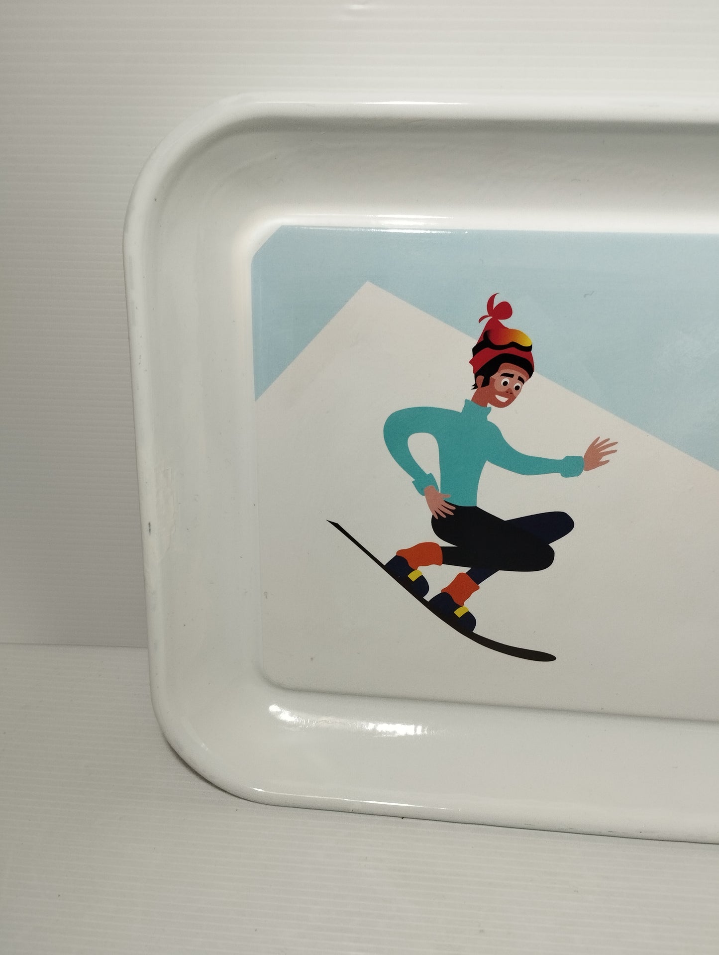 Vassoio Ski Fun C.Jaunez in Metallo Smaltato
Dimensioni 34 x 26 cm