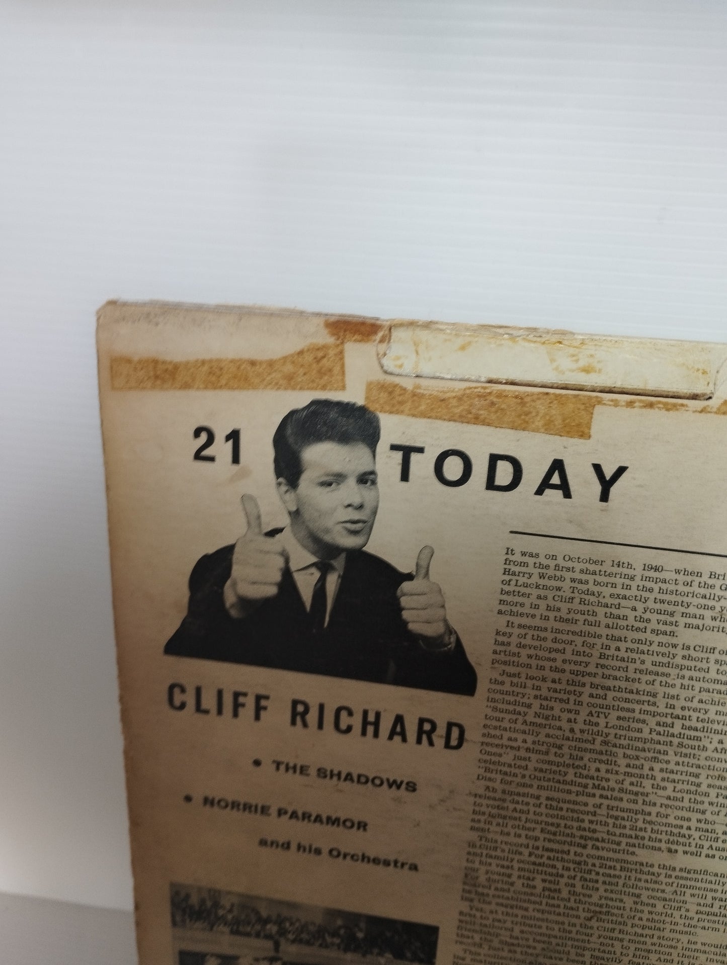 21 Today Cliff Richard LP 33 Giri
Edito da Columbia Cod.33SX 1368
MONO
Stampa inglese