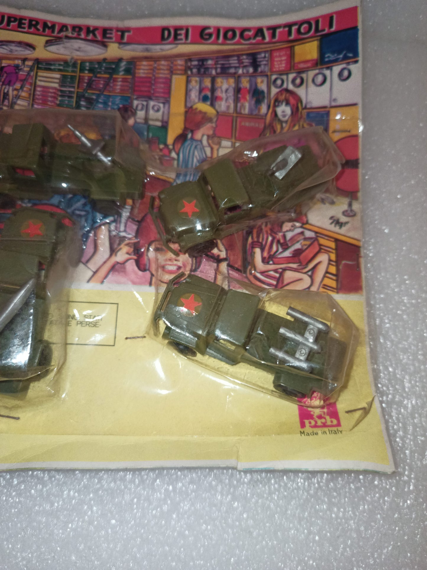 Giocattolo PRB Mezzi militari In Plastica Anni 60/70
Made in Italy